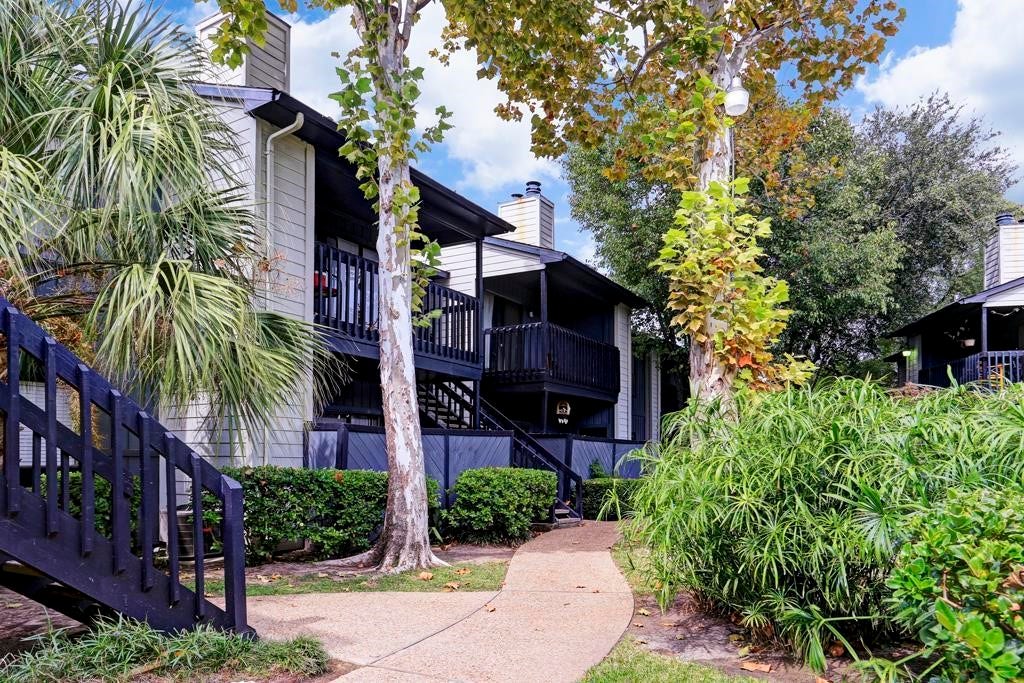 9009 Richmond Avenue, #110, Houston, TX 77063 9009 Richmond Avenue, #110, Houston, TX 77063