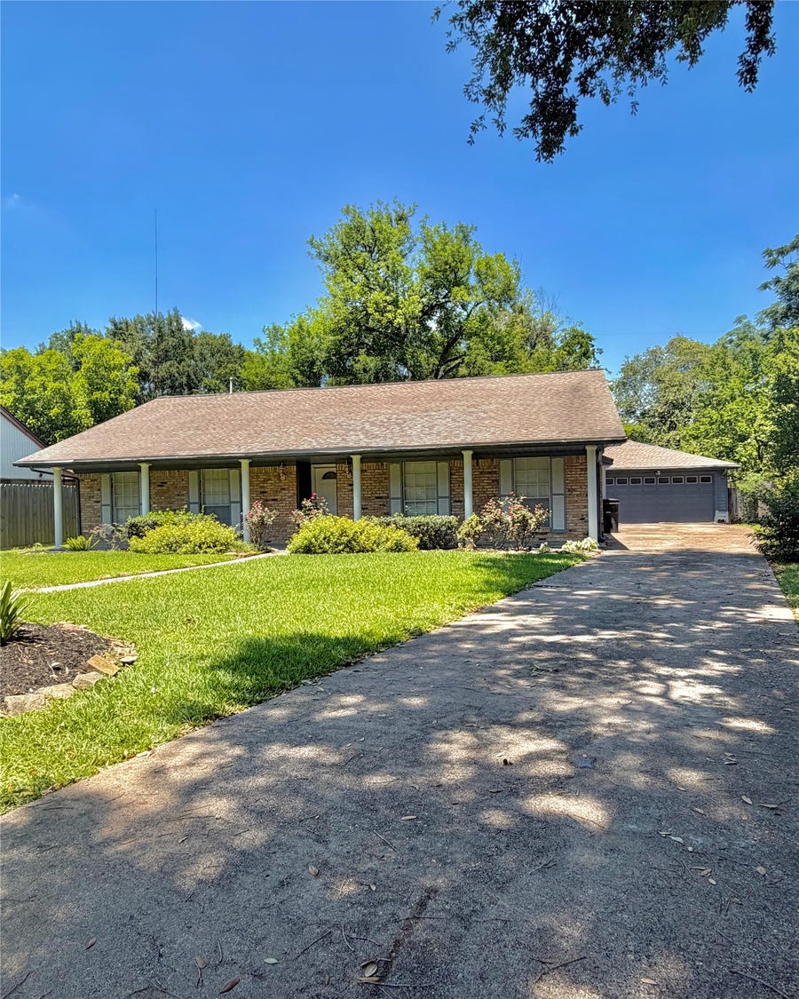 Property photo for 5422 Winding Way Drive, Houston, TX