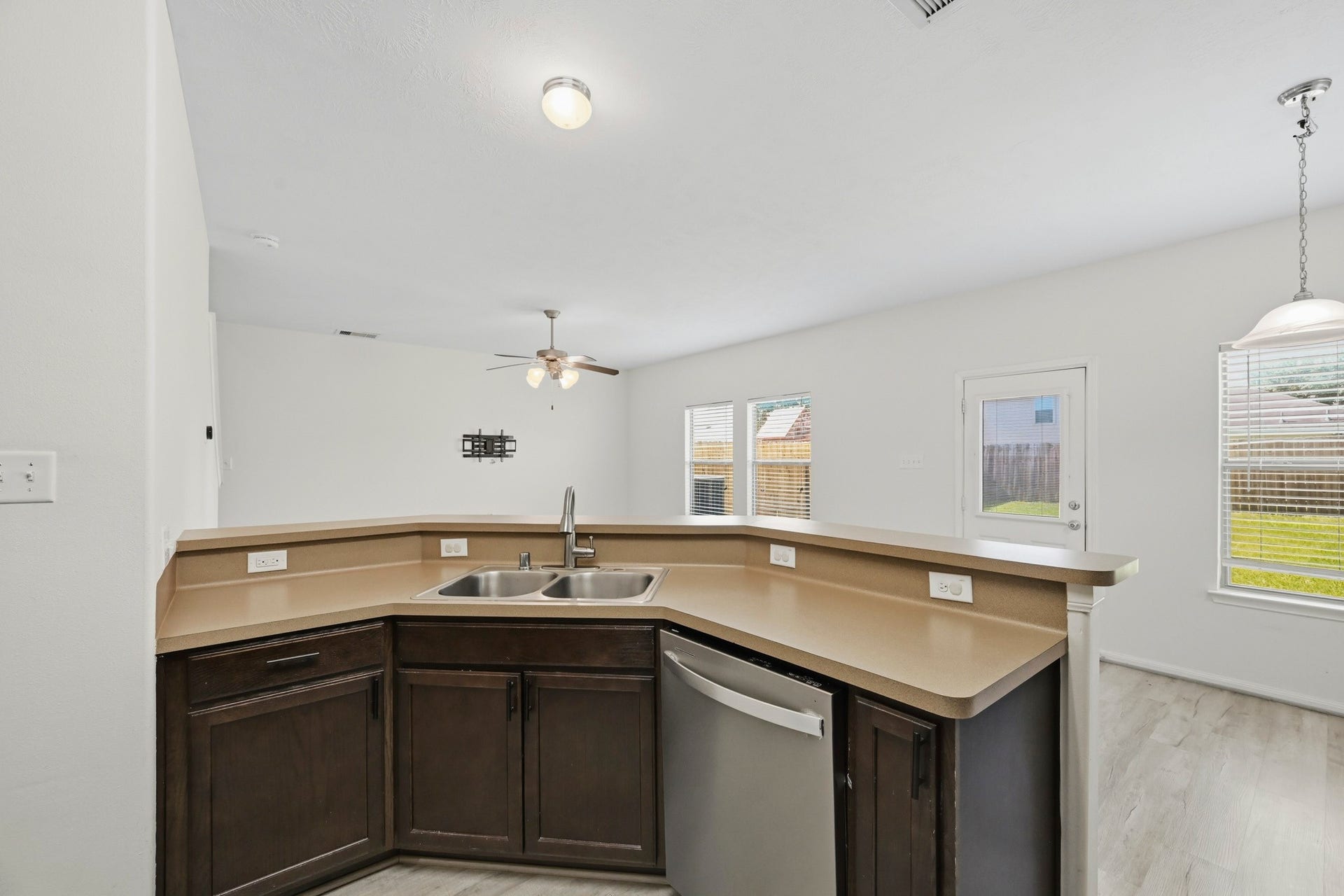 9431 Parsley Path Lane, Houston, TX 77064 9431 Parsley Path Lane, Houston, TX 77064