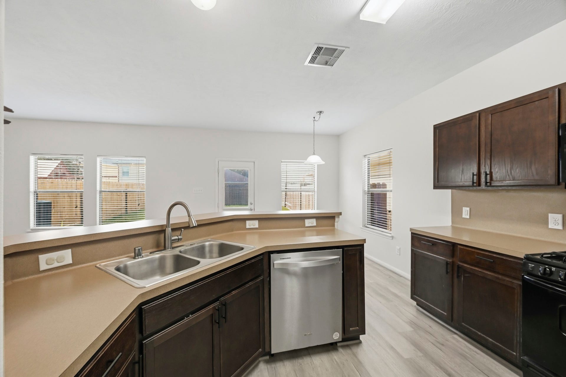 9431 Parsley Path Lane, Houston, TX 77064 9431 Parsley Path Lane, Houston, TX 77064