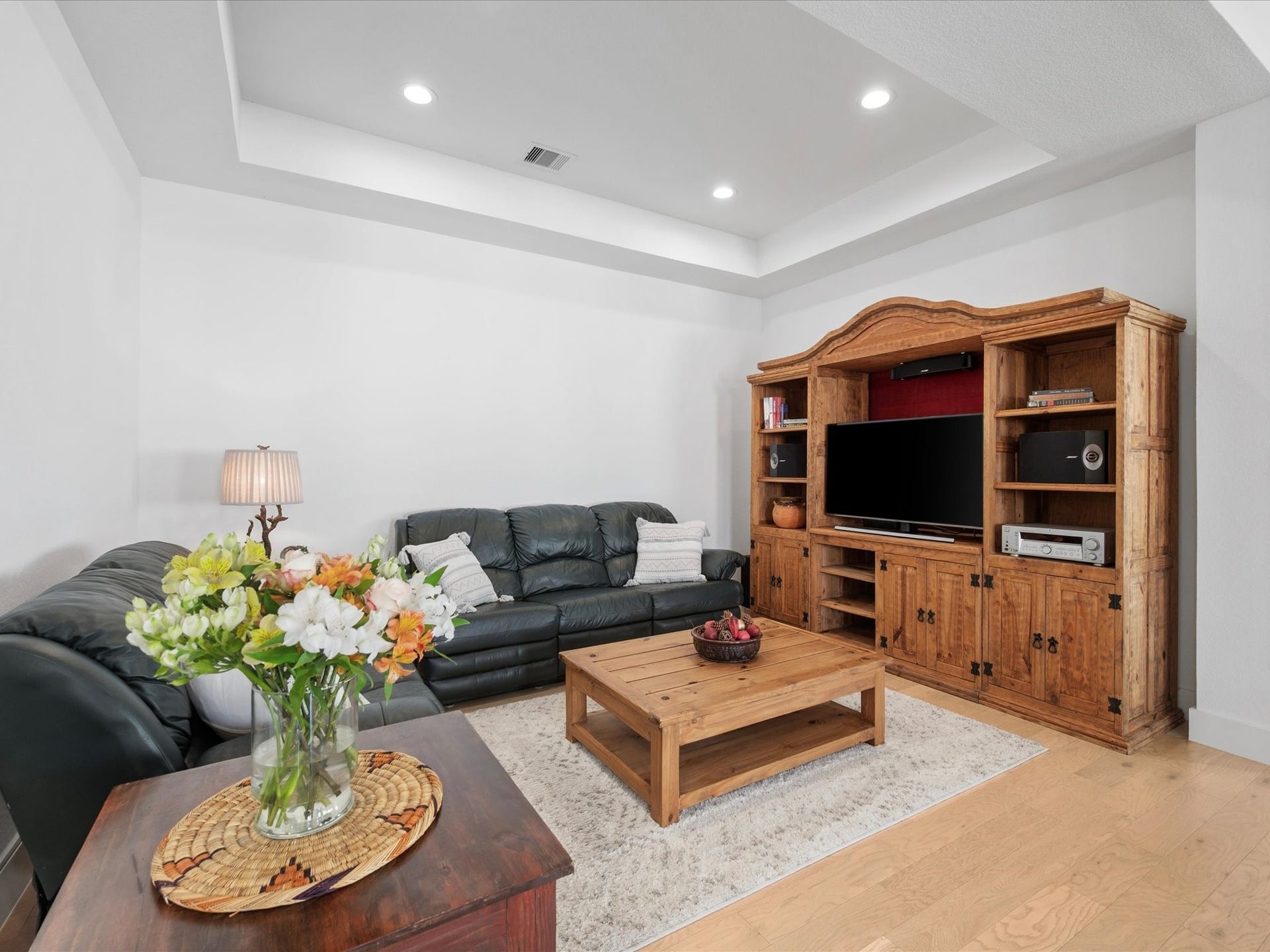 Formal dining space can easily be an additional living area, office, or play room