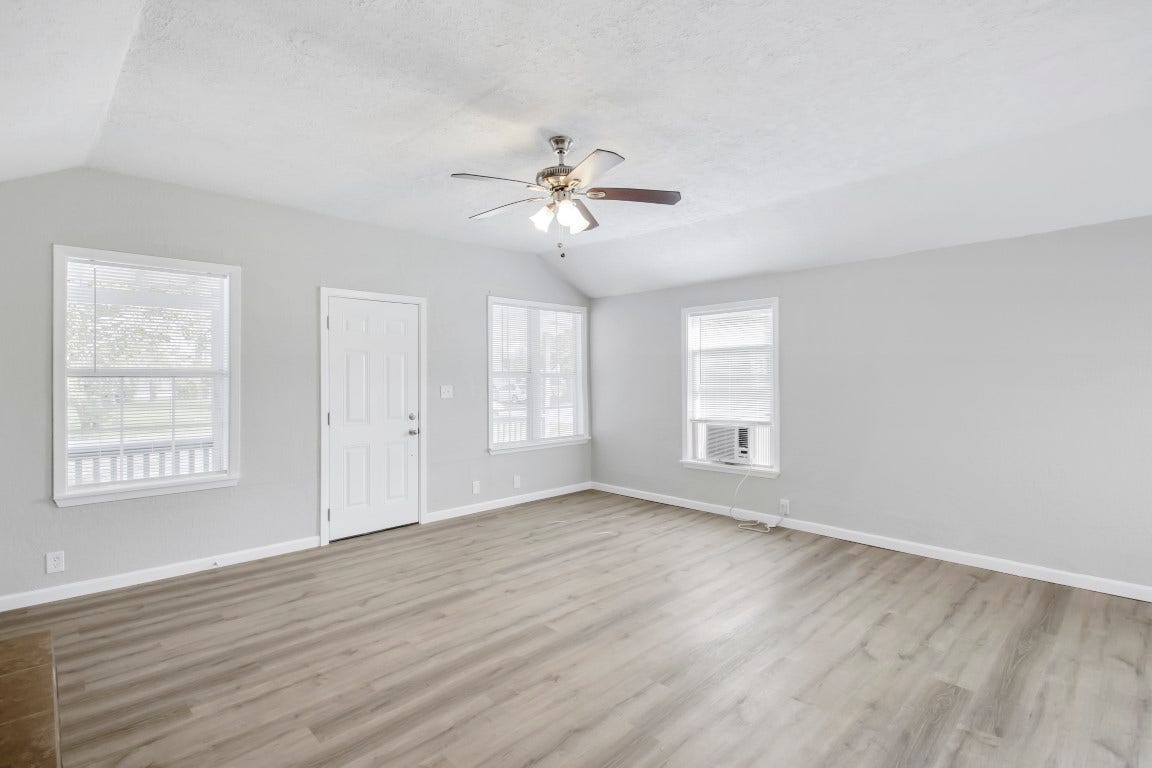4718 Palmetto Street, Bacliff, TX 77518 4718 Palmetto Street, Bacliff, TX 77518