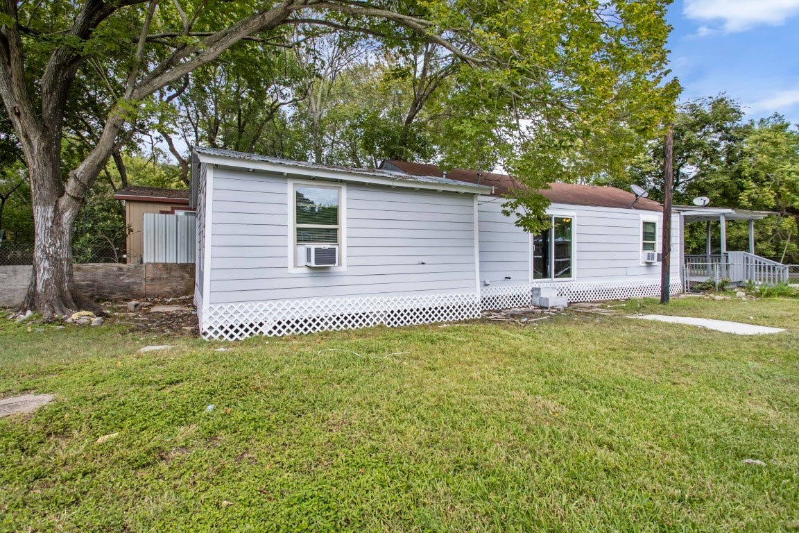 4718 Palmetto Street, Bacliff, TX 77518 4718 Palmetto Street, Bacliff, TX 77518