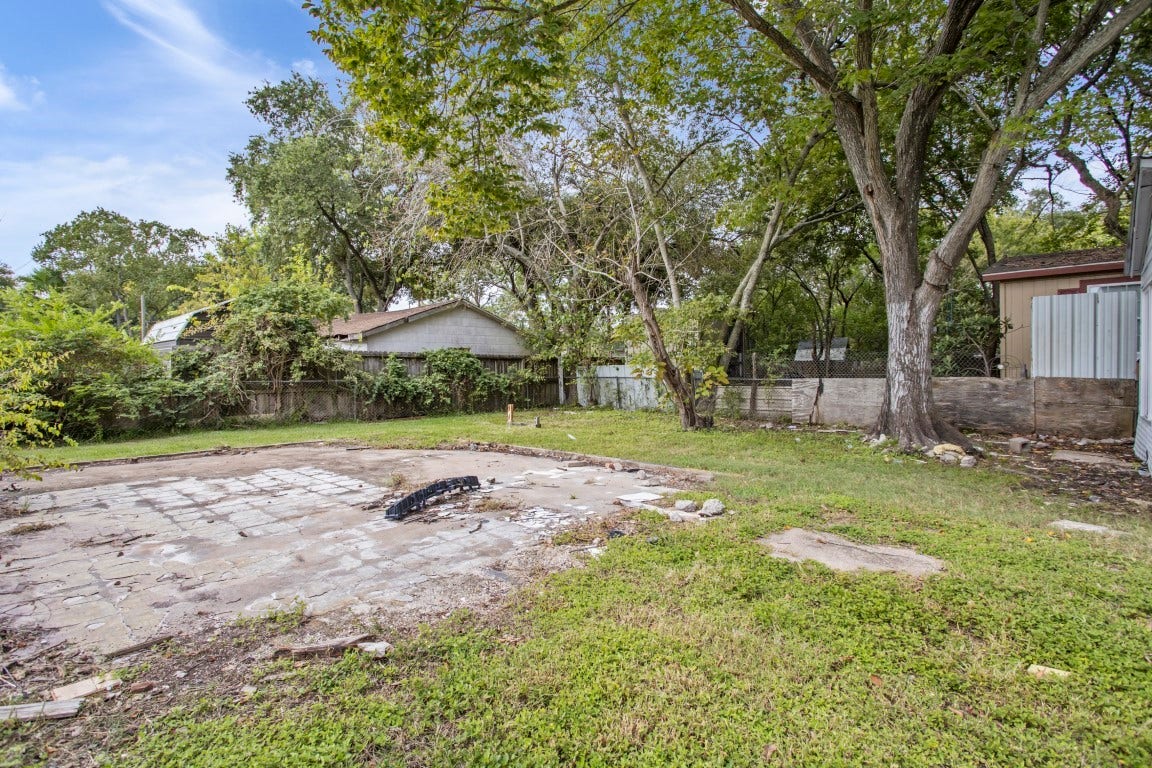 4718 Palmetto Street, Bacliff, TX 77518 4718 Palmetto Street, Bacliff, TX 77518