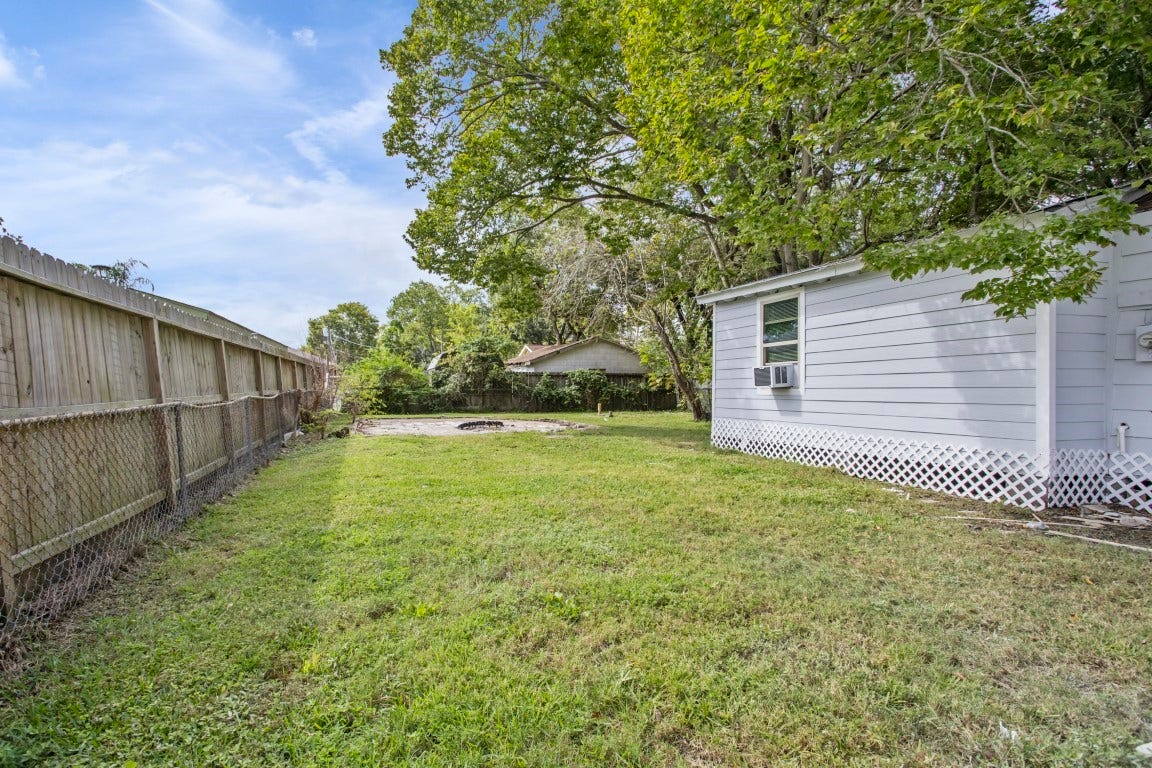 4718 Palmetto Street, Bacliff, TX 77518 4718 Palmetto Street, Bacliff, TX 77518