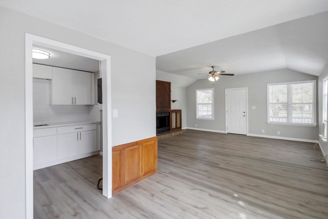 4718 Palmetto Street, Bacliff, TX 77518 4718 Palmetto Street, Bacliff, TX 77518