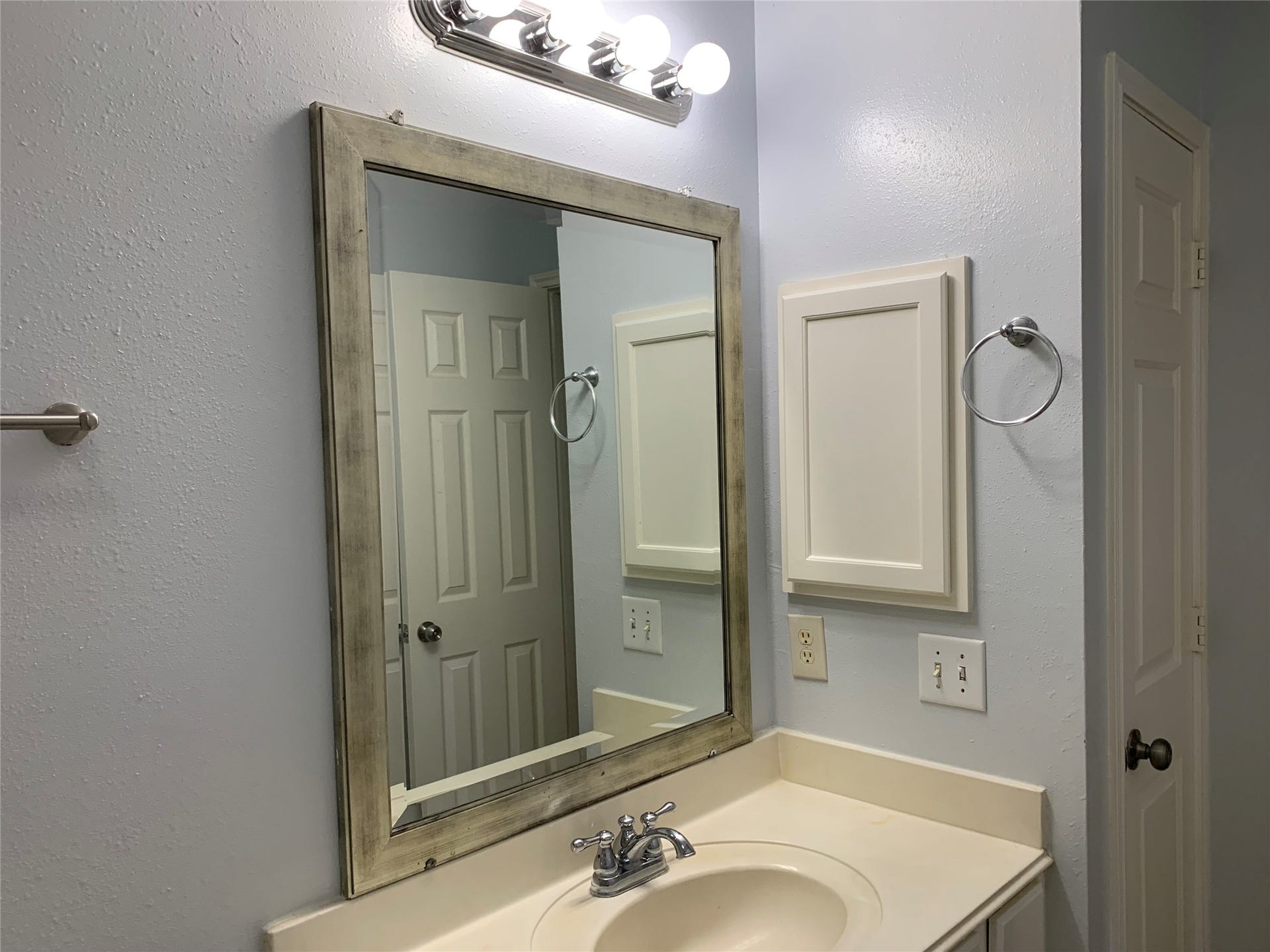 3115 Shady Ridge Trail, Sugar Land, TX 77498 3115 Shady Ridge Trail, Sugar Land, TX 77498