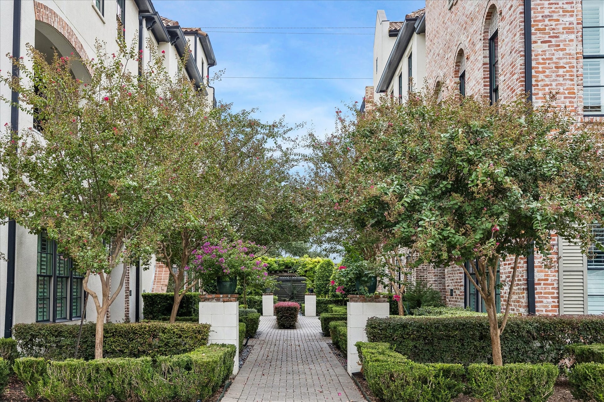 1208 Mosaico Lane, Houston, TX 77055 1208 Mosaico Lane, Houston, TX 77055