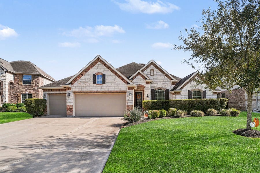 Property photo for 26438 Morgan Creek Lane, Katy, TX