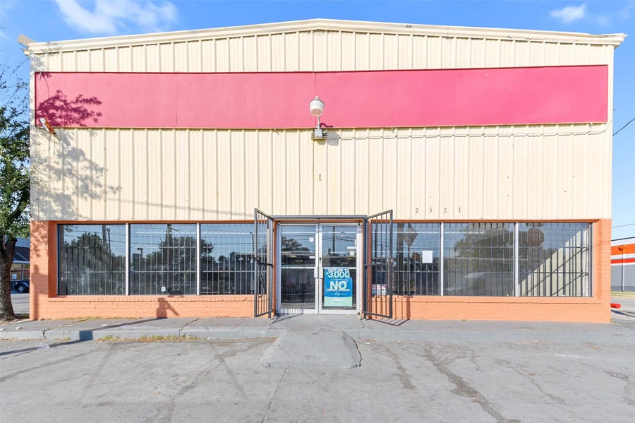 Property photo for 2521 Fulton Street, Houston, TX