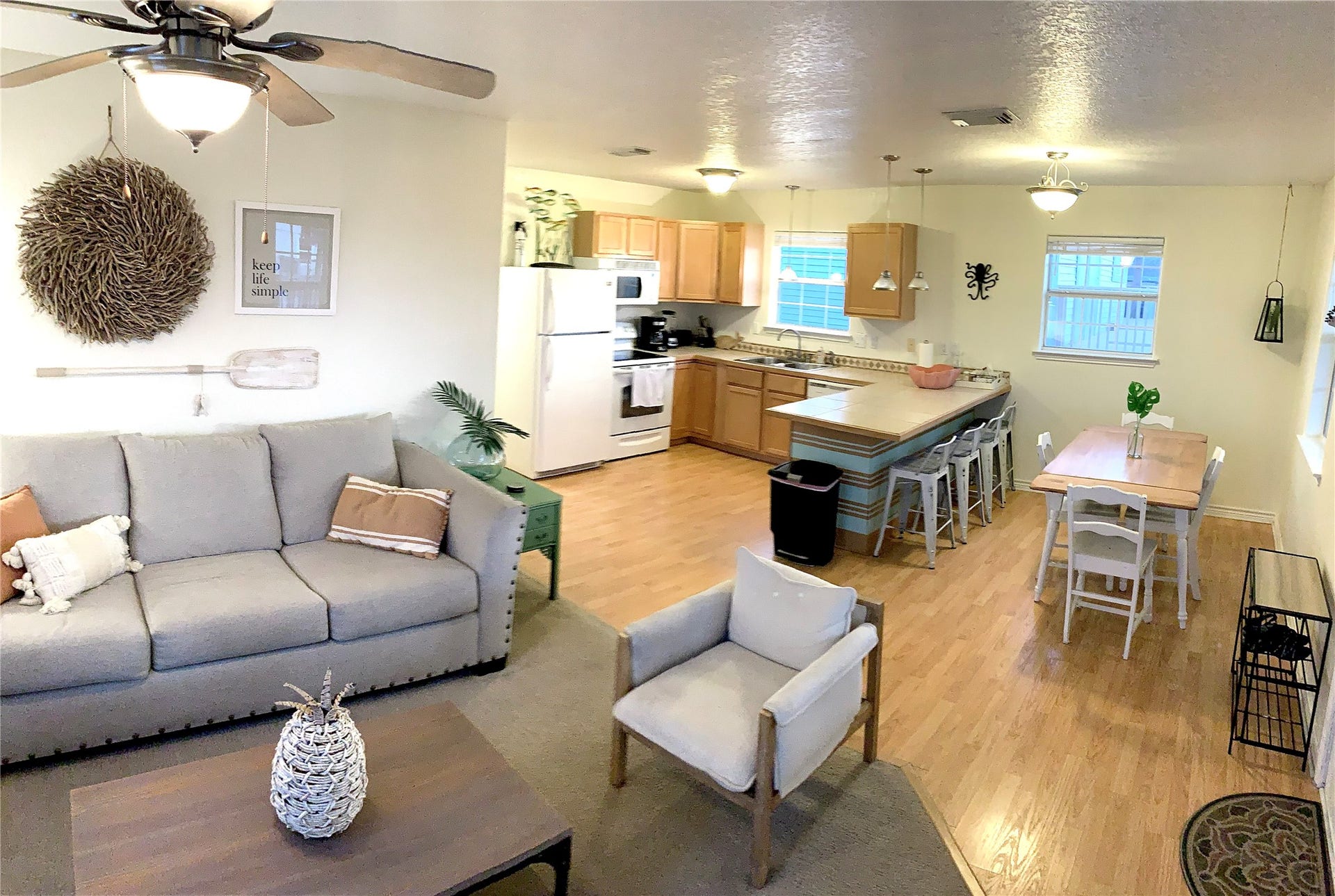 215 Pompano Lane, Surfside Beach, TX 77541 215 Pompano Lane, Surfside Beach, TX 77541