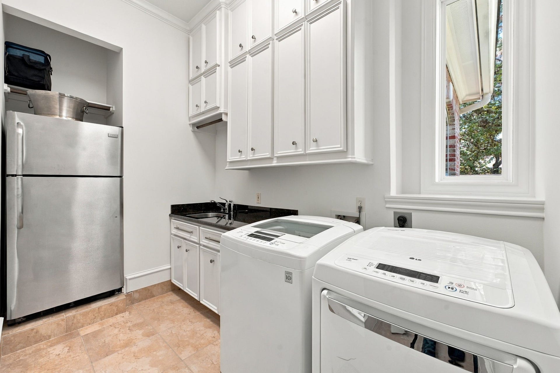 67 W Ambassador Bend, The Woodlands, TX 77382 67 W Ambassador Bend, The Woodlands, TX 77382