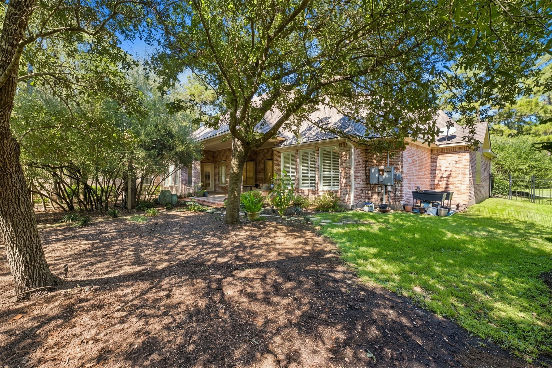 67 W Ambassador Bend, The Woodlands, TX 77382 67 W Ambassador Bend, The Woodlands, TX 77382