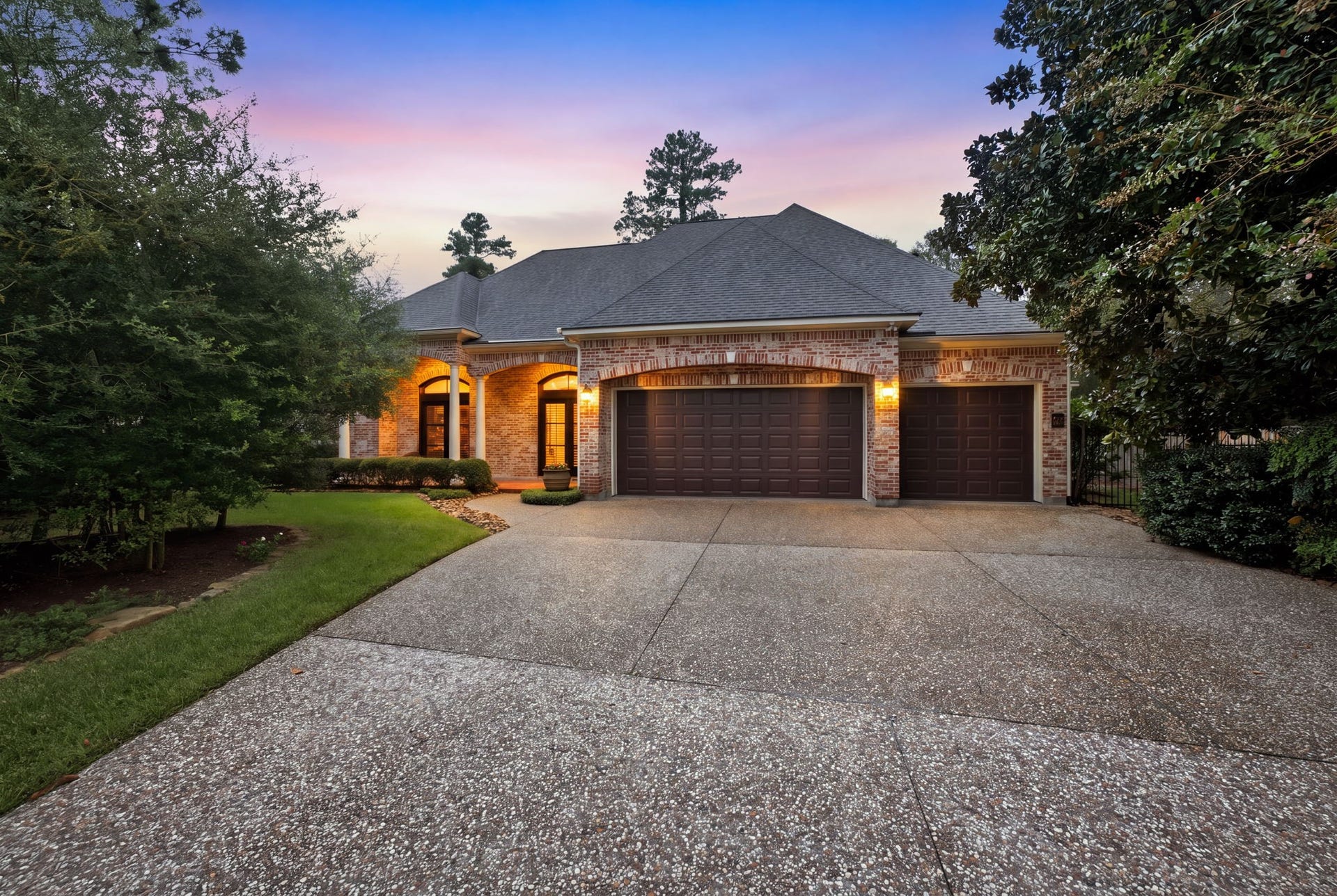 67 W Ambassador Bend, The Woodlands, TX 77382 67 W Ambassador Bend, The Woodlands, TX 77382