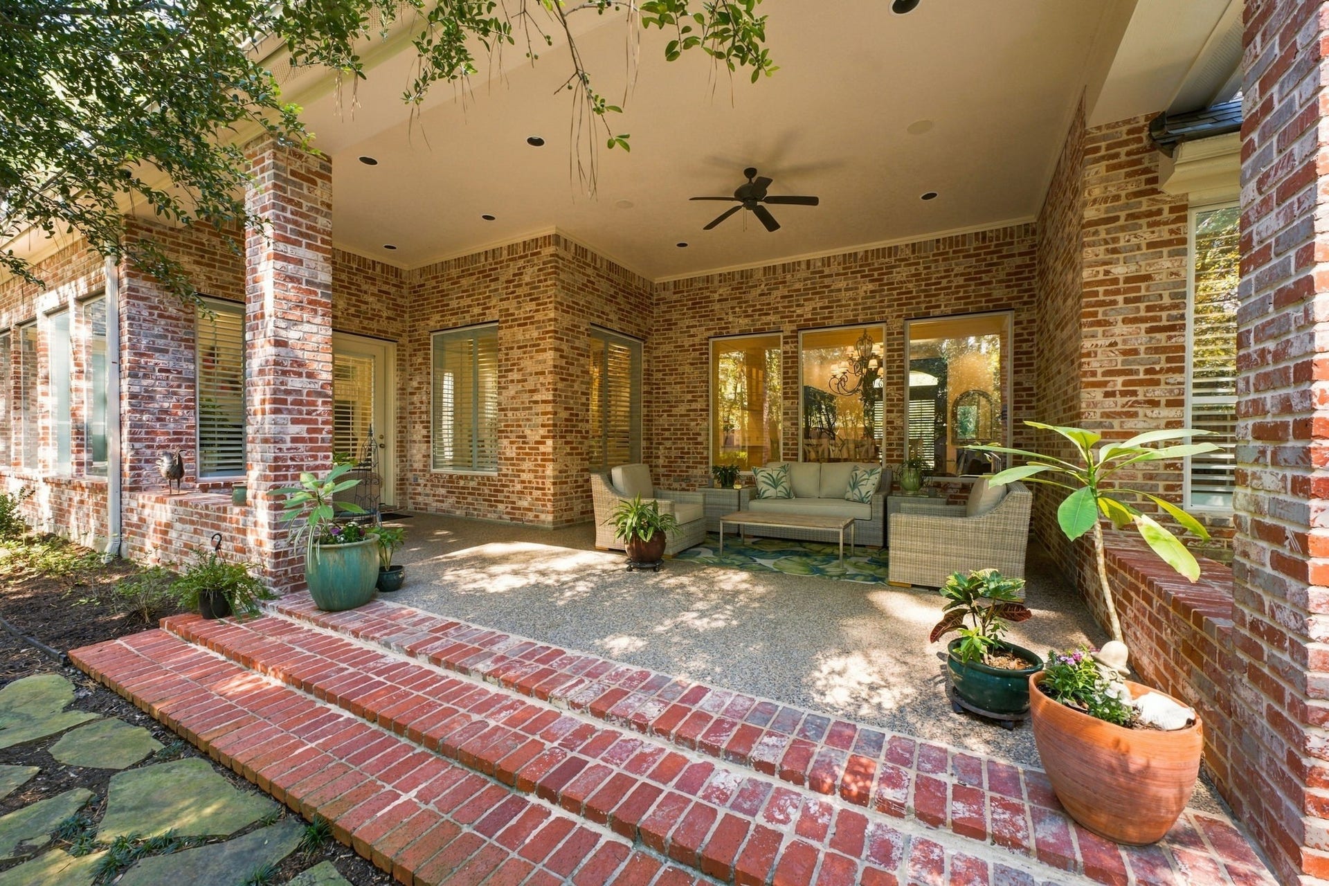 67 W Ambassador Bend, The Woodlands, TX 77382 67 W Ambassador Bend, The Woodlands, TX 77382