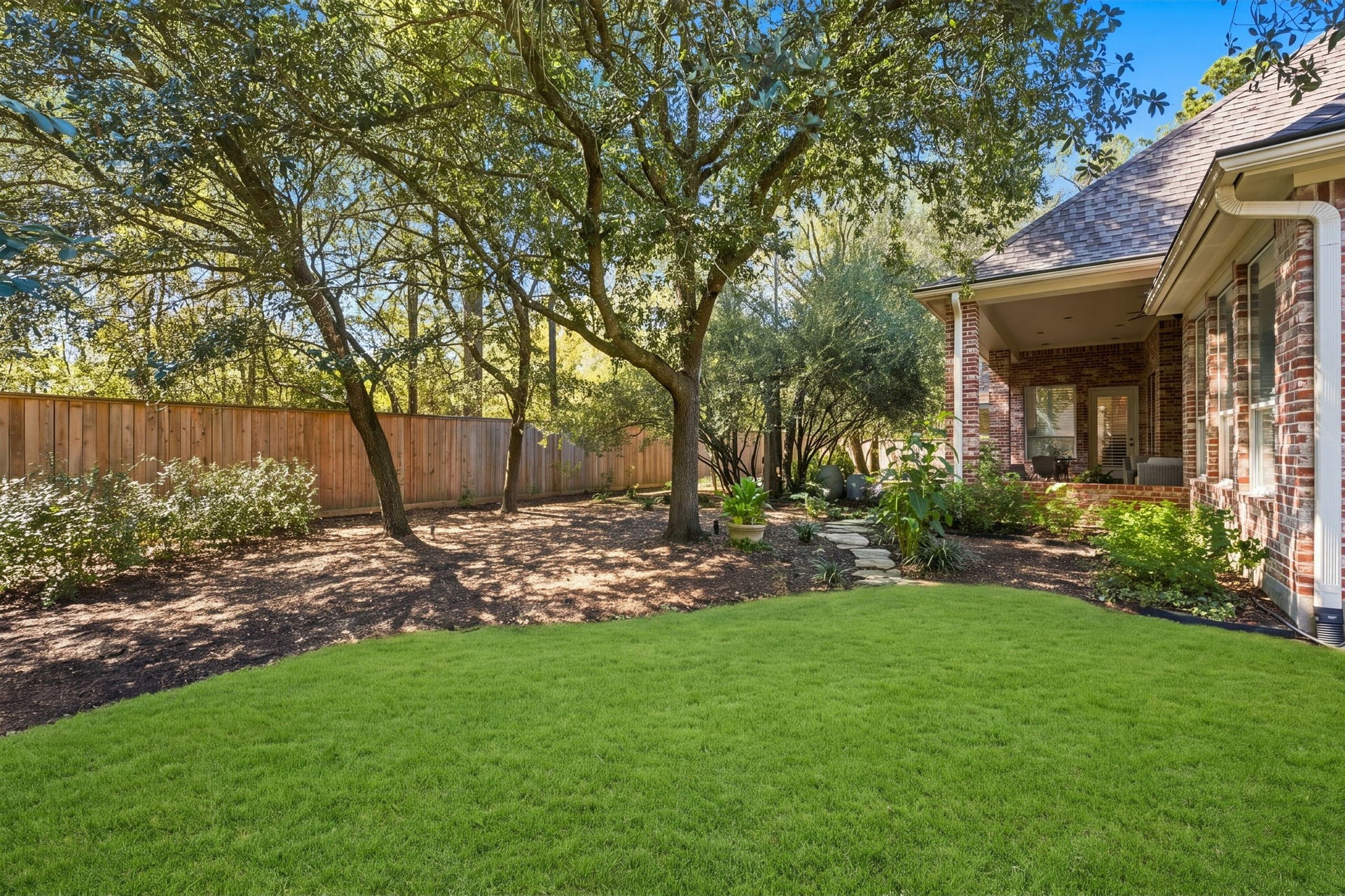 67 W Ambassador Bend, The Woodlands, TX 77382 67 W Ambassador Bend, The Woodlands, TX 77382