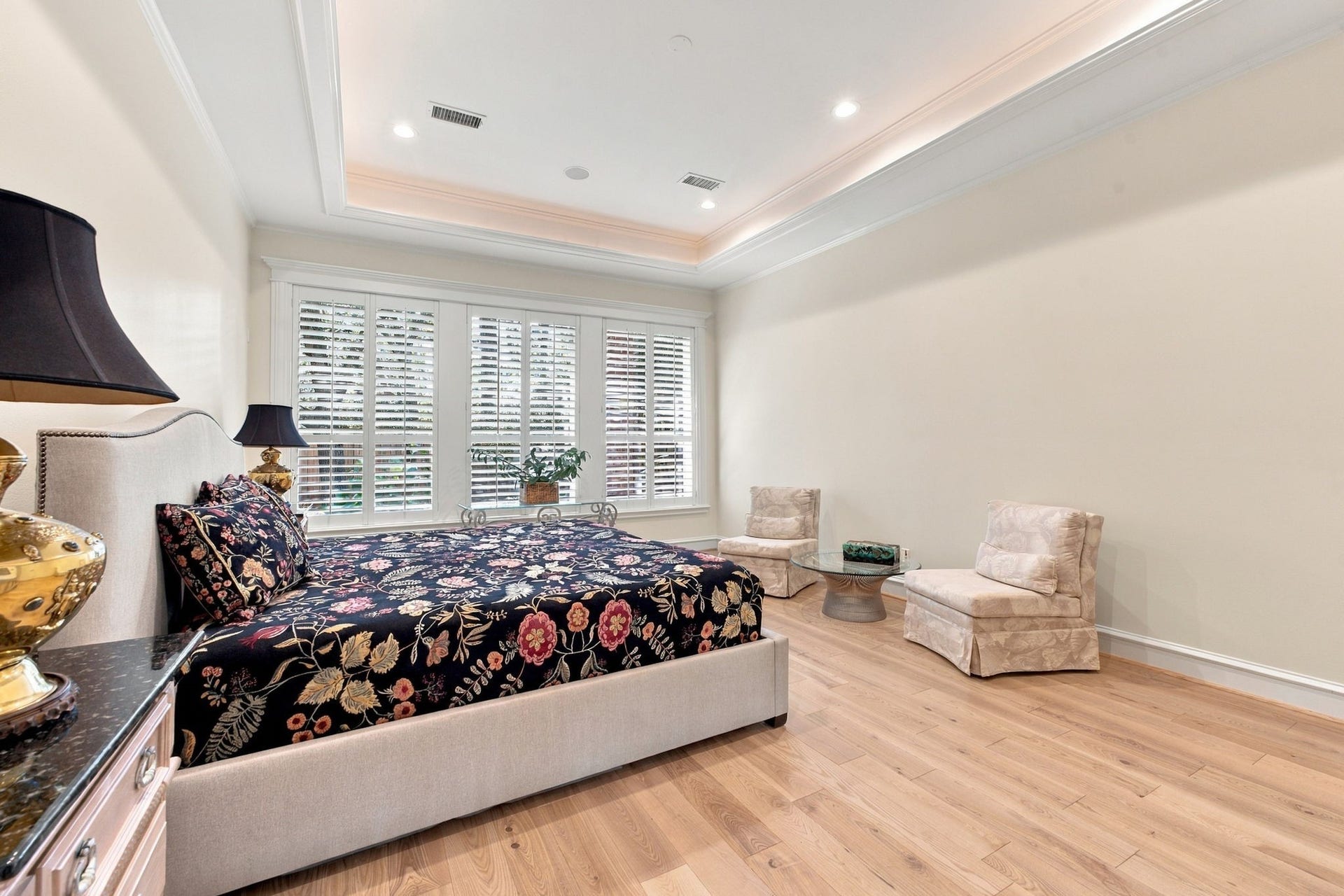 67 W Ambassador Bend, The Woodlands, TX 77382 67 W Ambassador Bend, The Woodlands, TX 77382