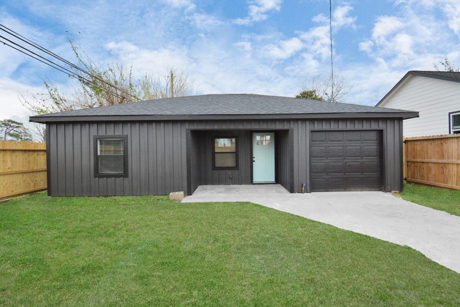 Property photo for 262 De Boll Street, Houston, TX