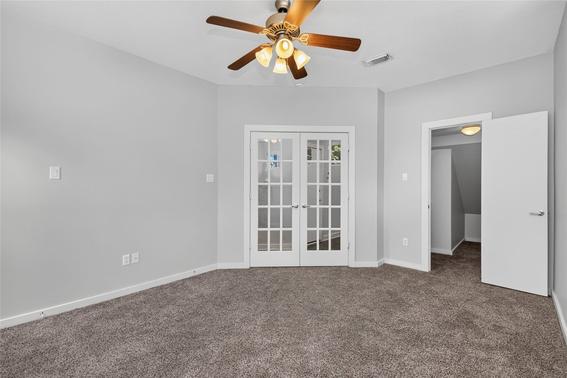 4448 Center Street, Houston, TX 77007 4448 Center Street, Houston, TX 77007