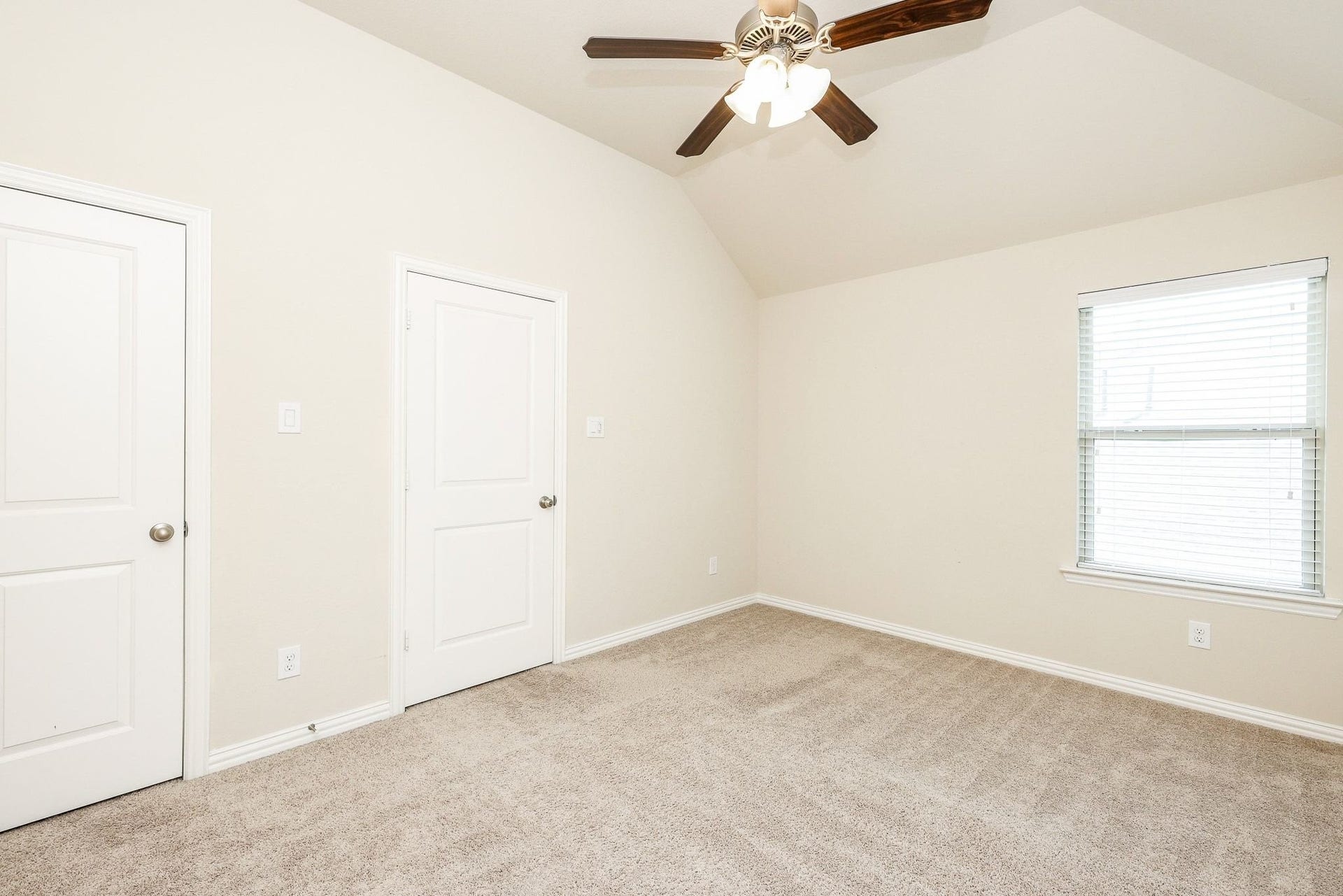 4715 Trickle Creek Court, Fulshear, TX 77441 Upstairs Secondary Bedroom 3