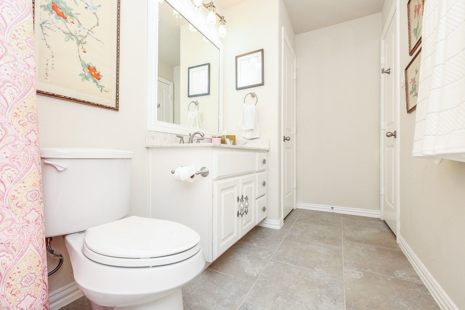 4715 Trickle Creek Court, Fulshear, TX 77441 Upstairs Secondary Bathroom 2