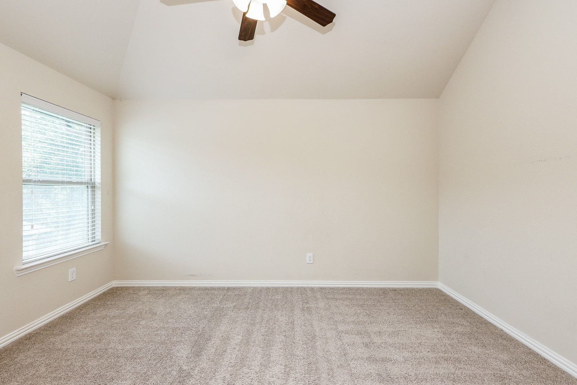 4715 Trickle Creek Court, Fulshear, TX 77441 Another view of upstairs secondary bedroom 3.