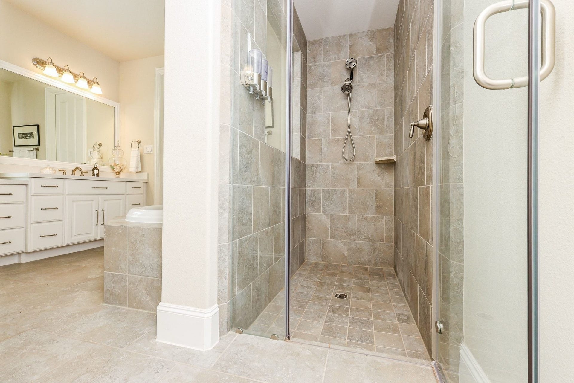 4715 Trickle Creek Court, Fulshear, TX 77441 Primary Shower