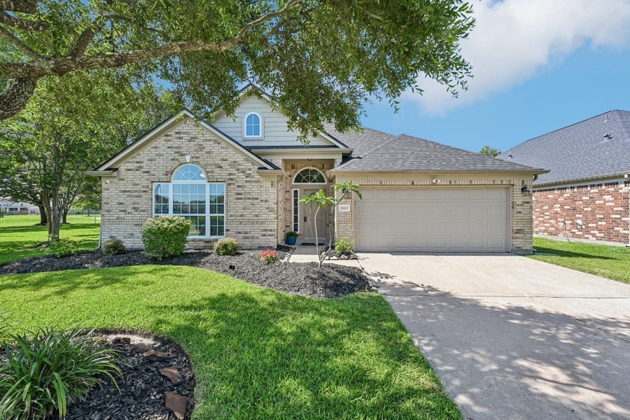 Property photo for 18611 Cypress Lake Village Drive, Cypress, TX