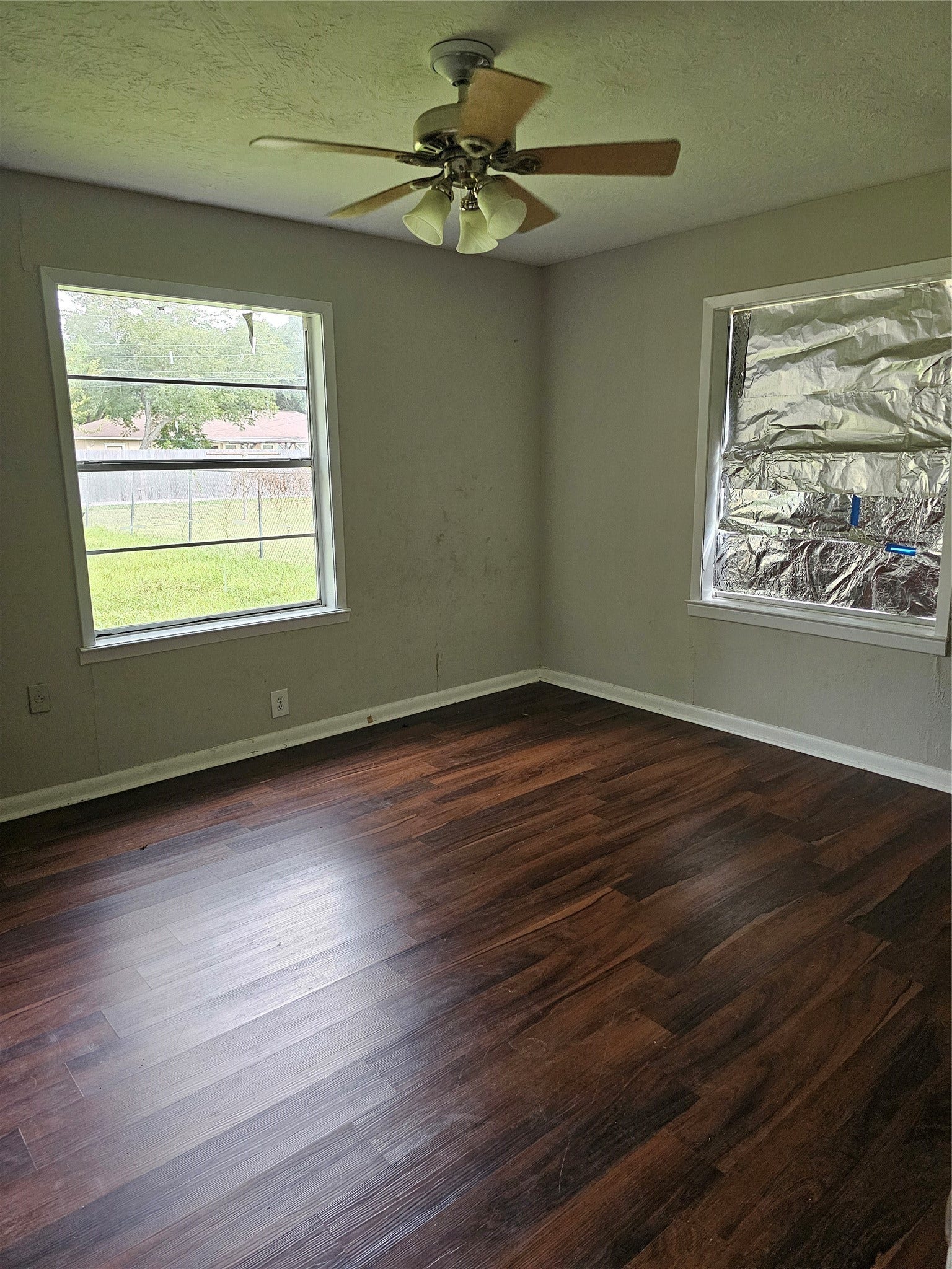 1305 James Street, Rosenberg, TX 77471 1305 James Street, Rosenberg, TX 77471