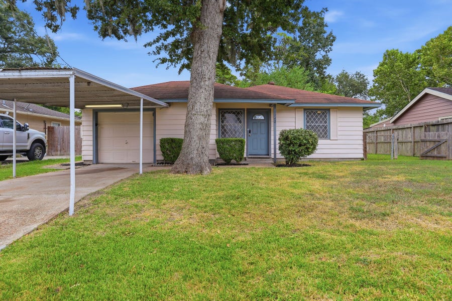 Property photo for 9242 Forest View Street, Houston, TX