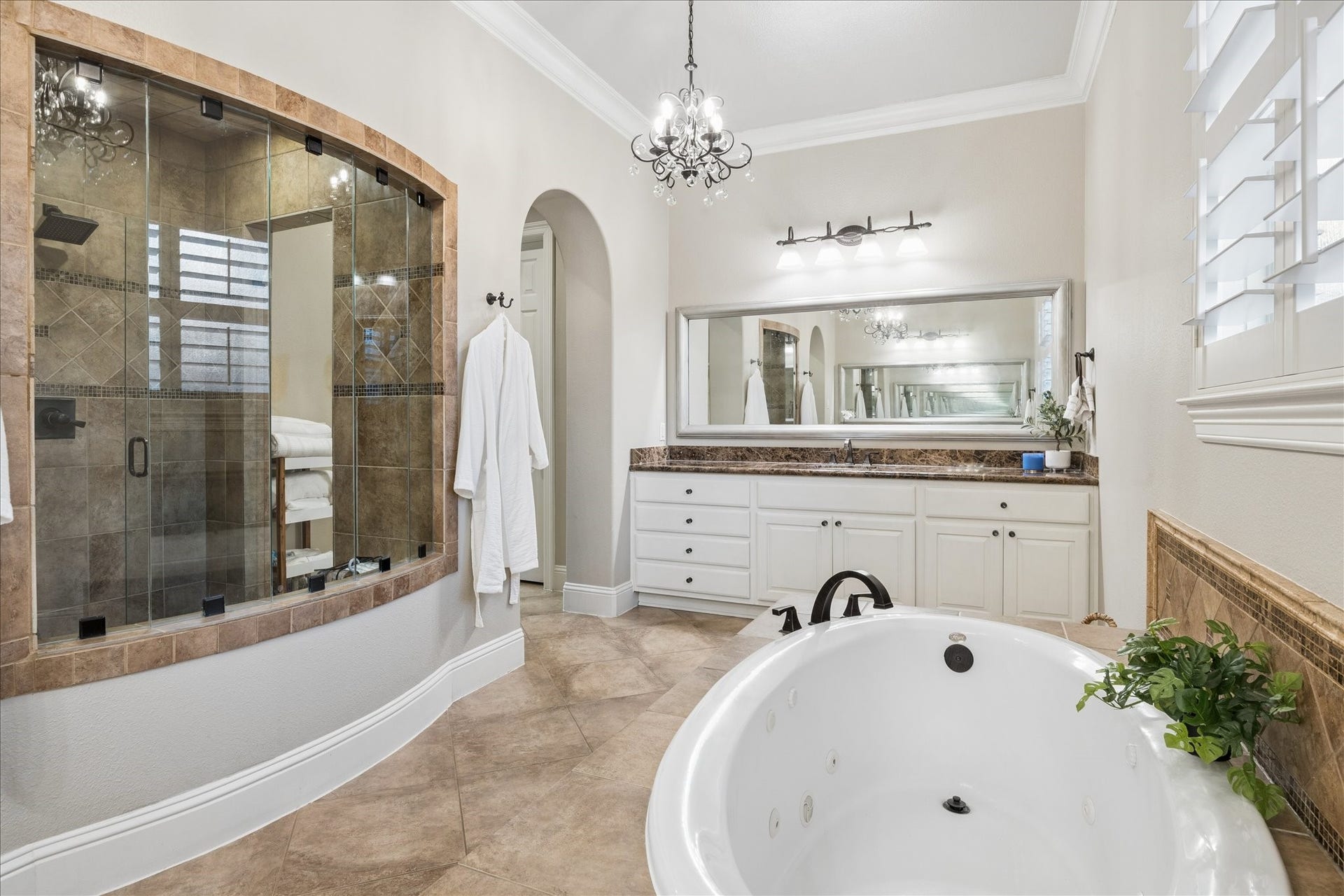22 N Player Manor Circle, The Woodlands, TX 77382 22 N Player Manor Circle, The Woodlands, TX 77382