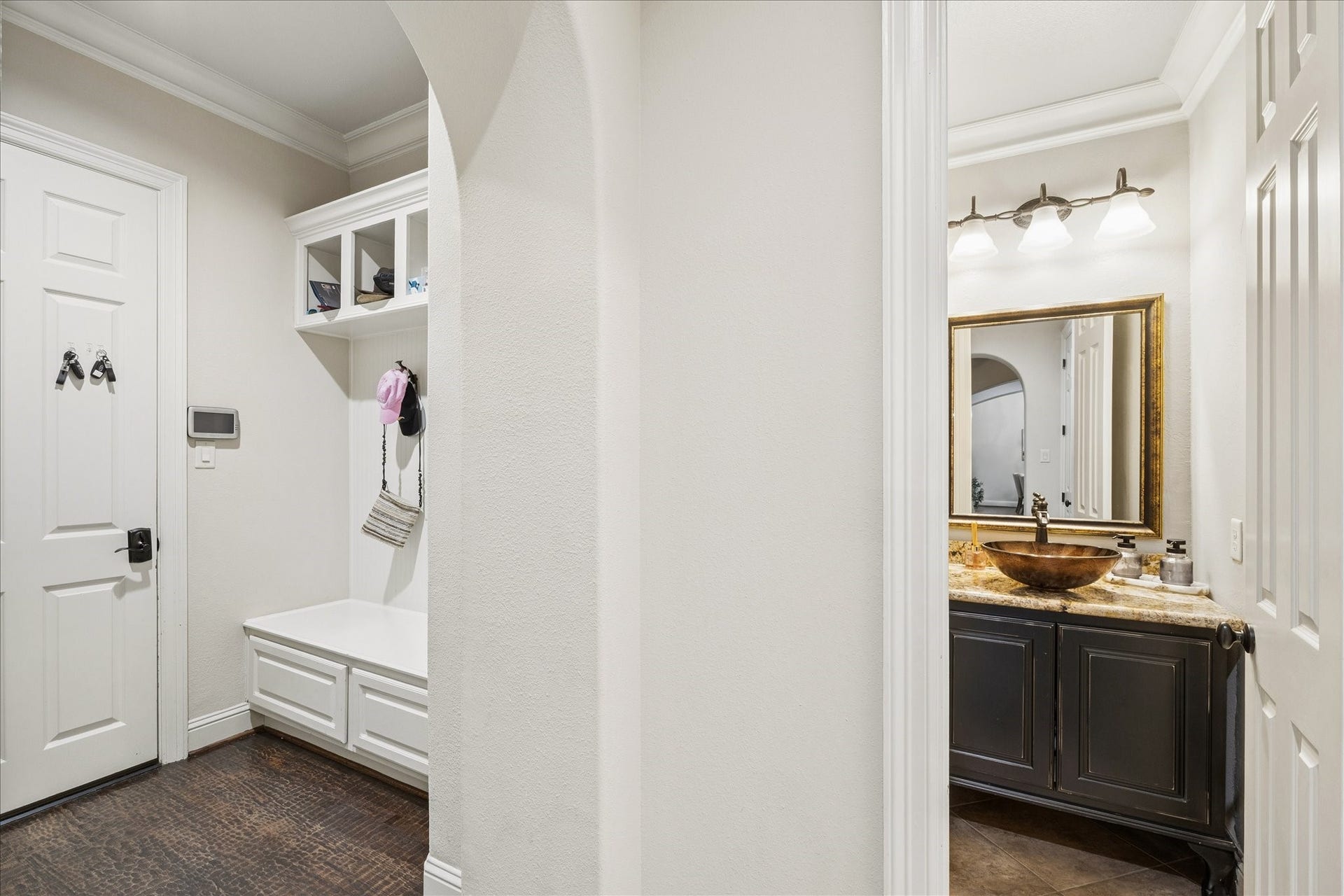 22 N Player Manor Circle, The Woodlands, TX 77382 22 N Player Manor Circle, The Woodlands, TX 77382