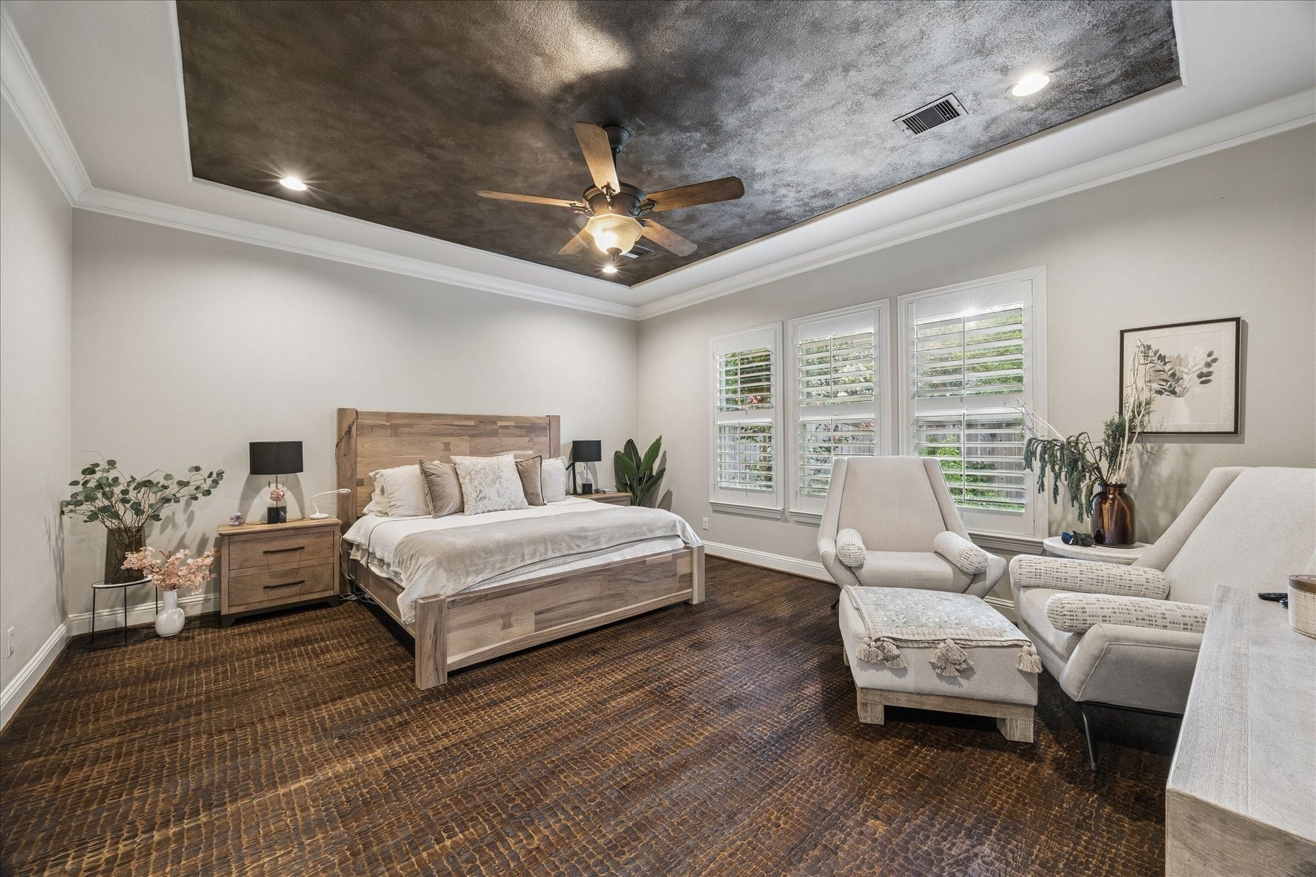 22 N Player Manor Circle, The Woodlands, TX 77382 22 N Player Manor Circle, The Woodlands, TX 77382
