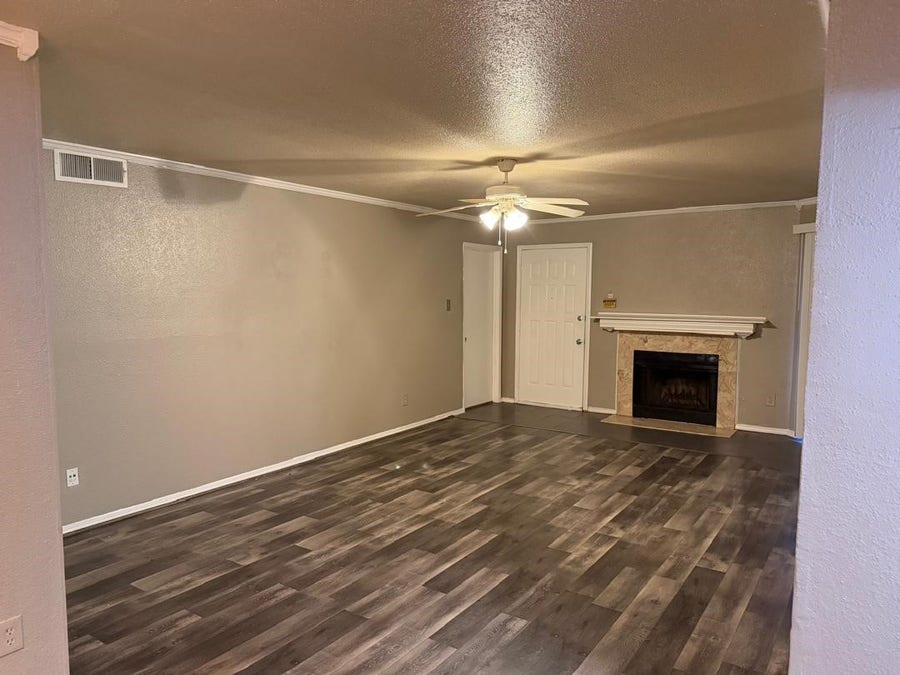 Property photo for 9797 Leawood Boulevard, #1101, Houston, TX