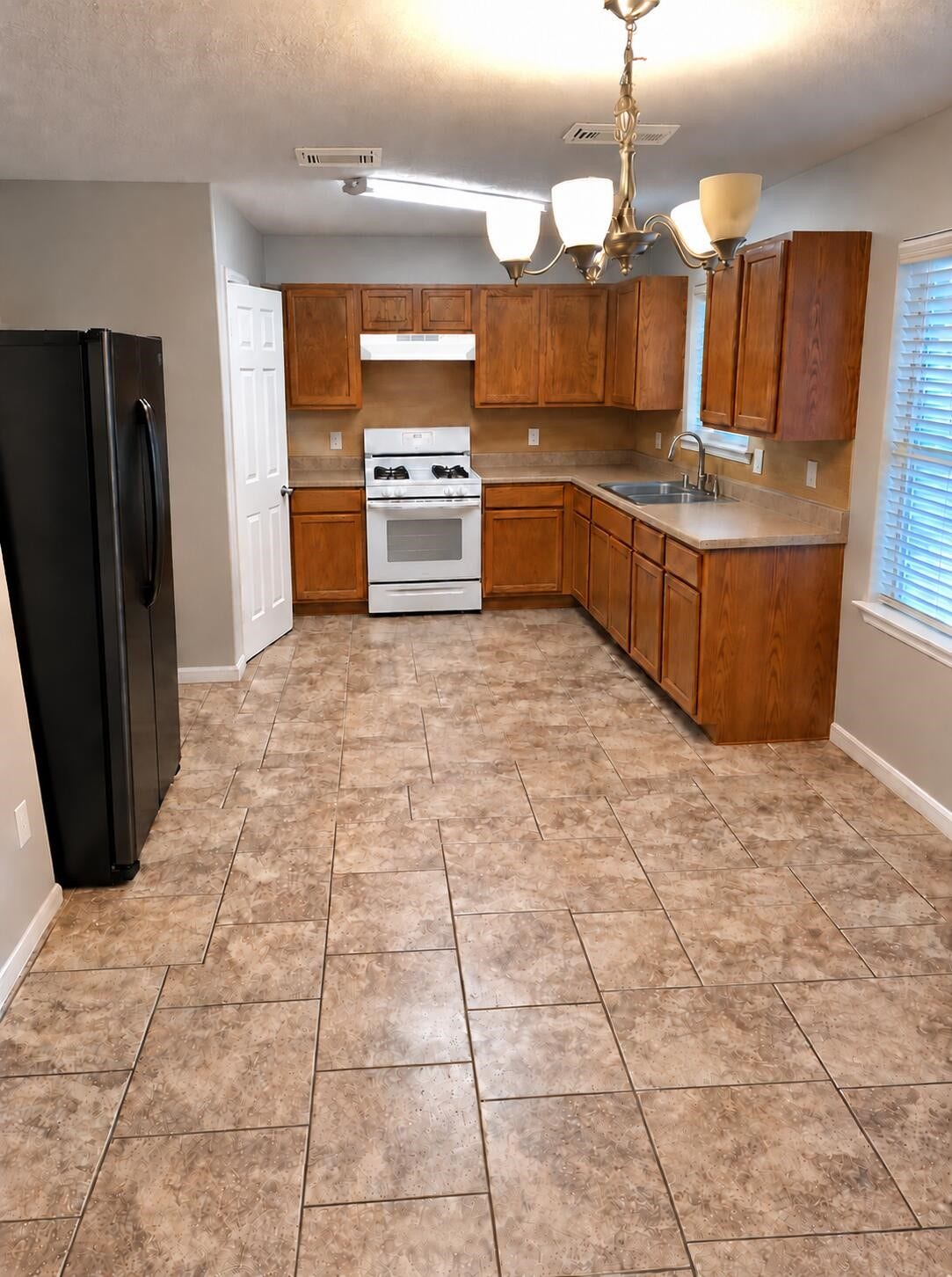 28907 Waltham Street, Spring, TX 77386 28907 Waltham Street, Spring, TX 77386