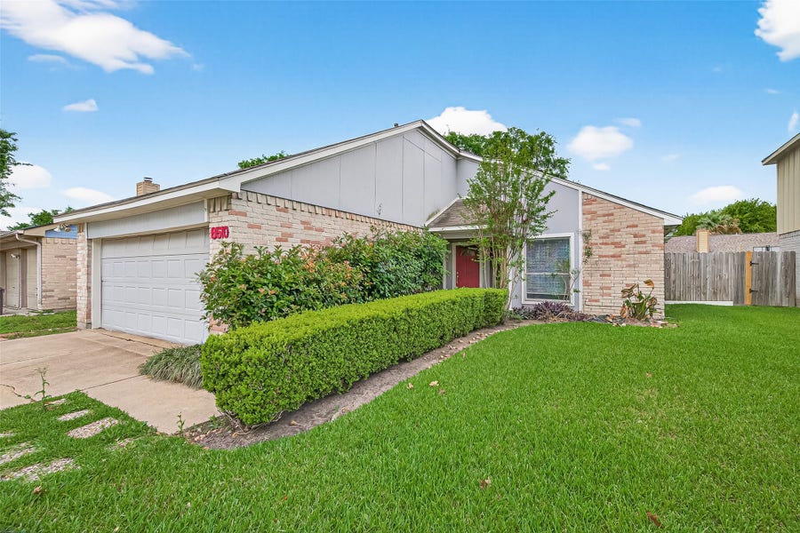 Property photo for 6510 Paso Del Sol Drive, Houston, TX