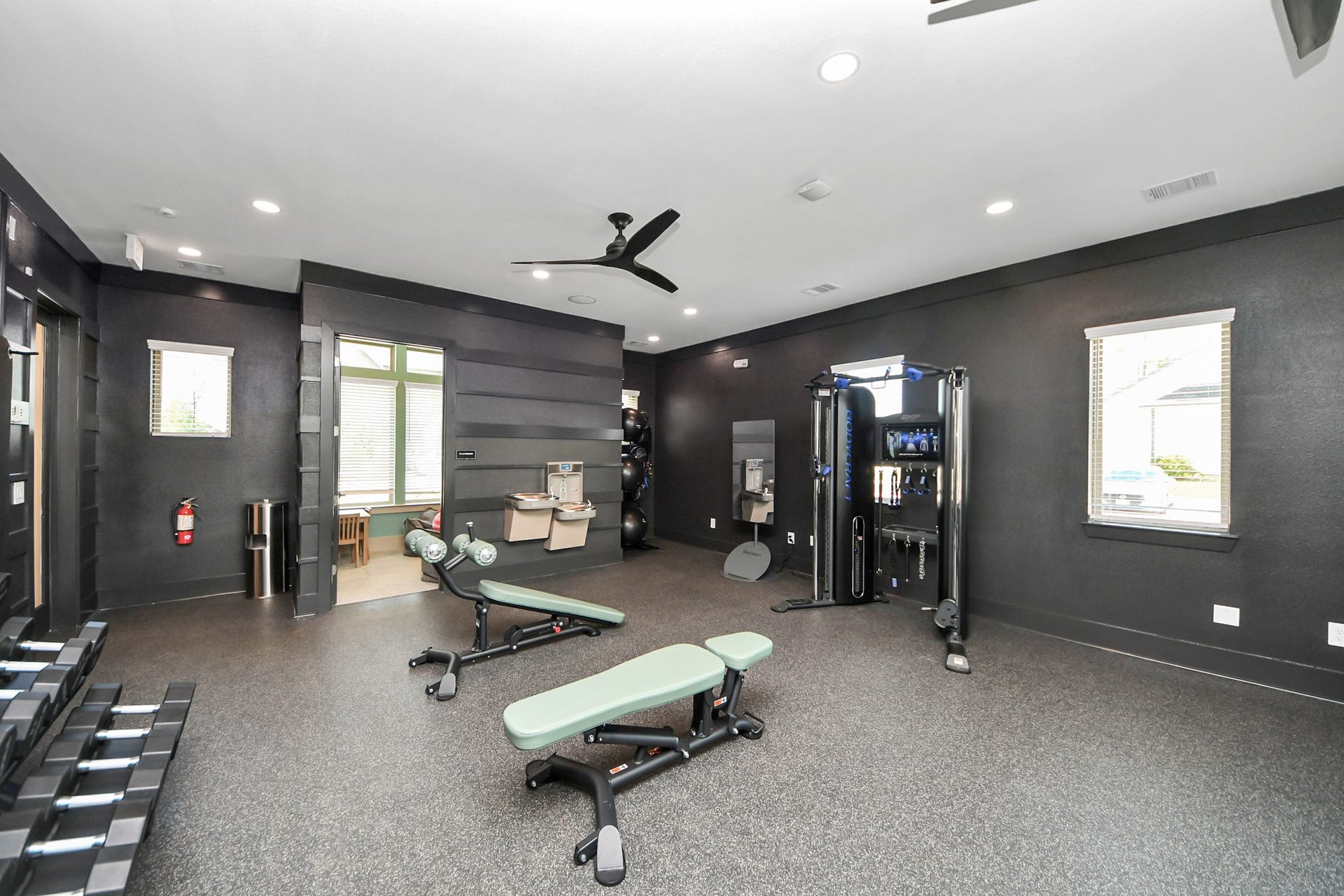 Enjoy an abundance of Amenities:Resort-Style Pool w/Sundeck Ledge&Outdoor Lounge Areas w/Grilling area,Gaming Lawn,Pickleball Court,Quaint Dog Park for your fur babies!24/7 Fitness Center w/Kids Play Zone area.Stunning Clubhouse w/Caf/Lounge.Playground Area.Electric Vehicle Charging Stations!