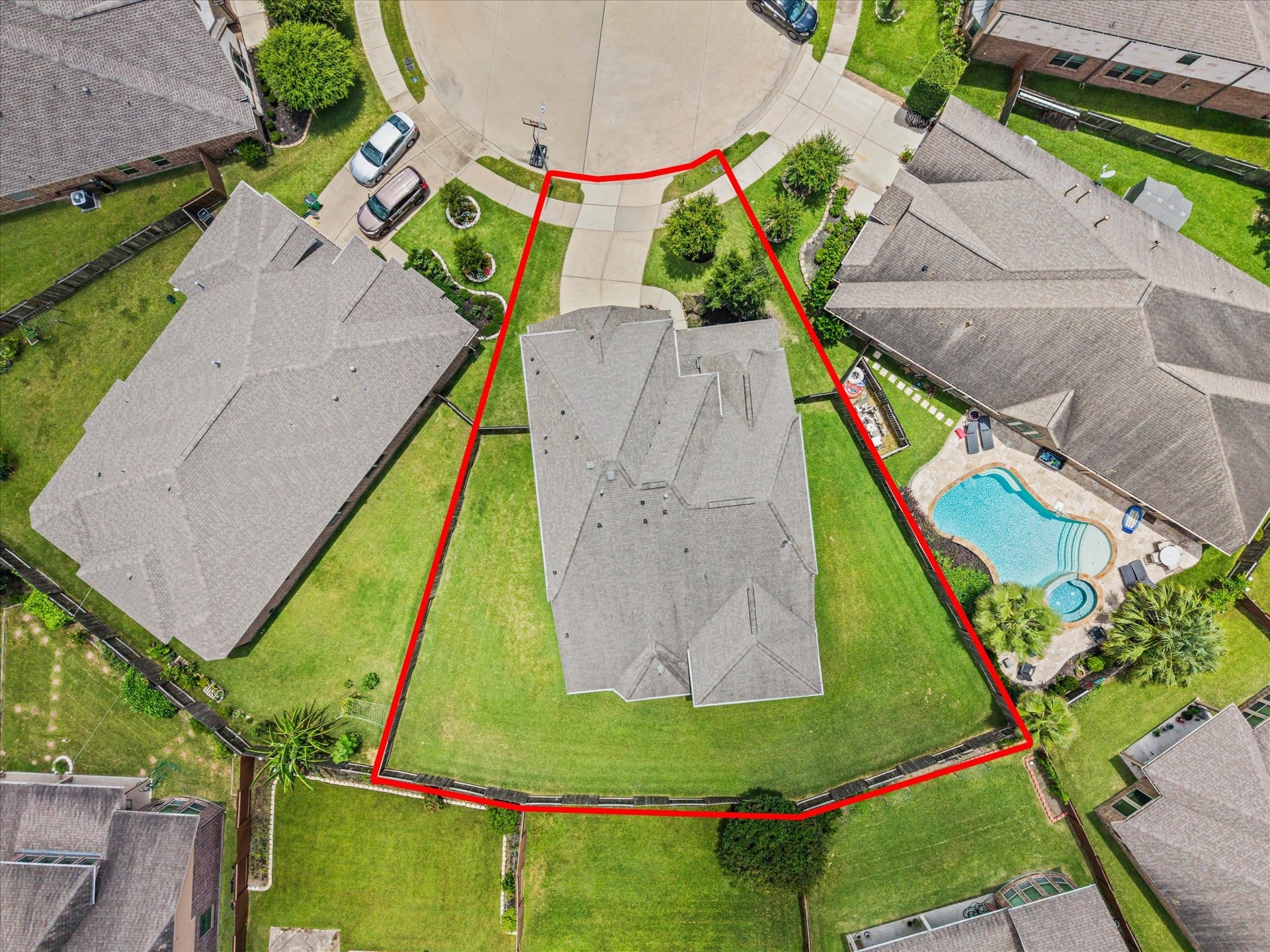 4302 Kent Ranch Court, Katy, TX 77494 Welcome to 4302 Kent Ranch Ct. check out the Cul Du Sac location, plenty of privacy in the rear yard. Cannot add land later!