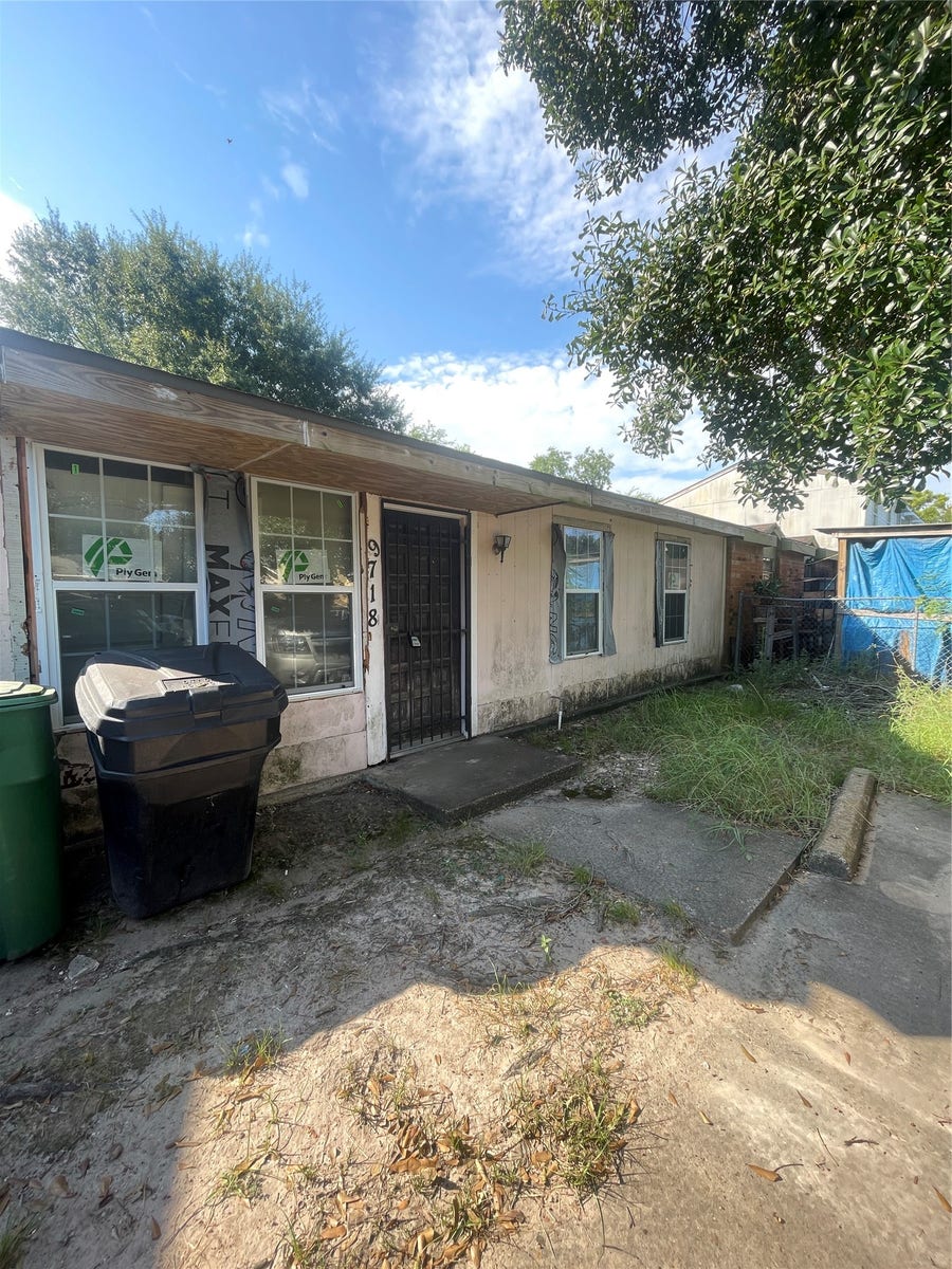Property photo for 9718 Farragut Street, Houston, TX