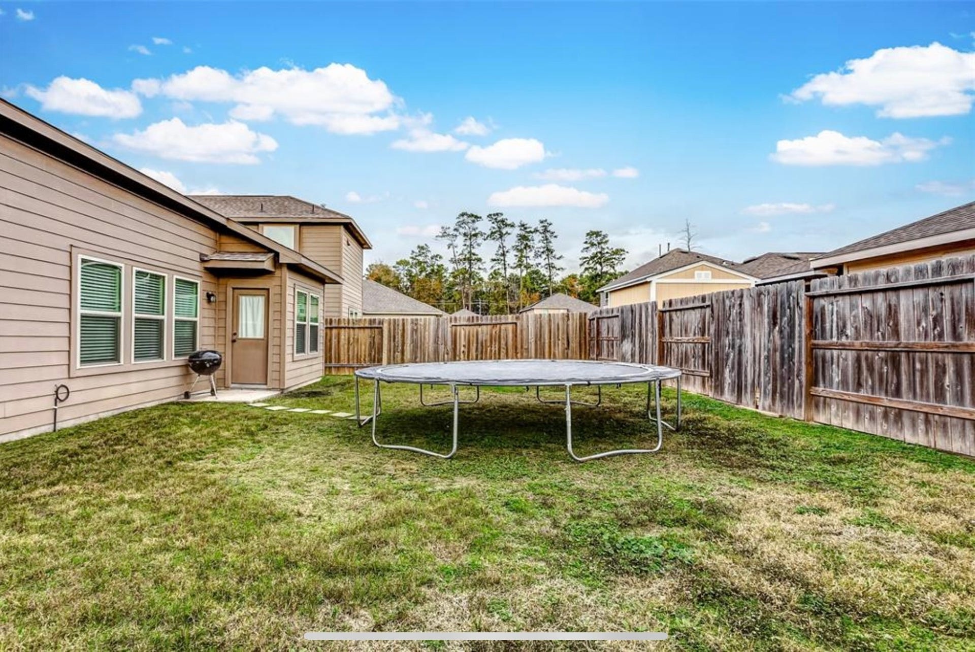 10750 Nyla Spring Street, Houston, TX 77016 10750 Nyla Spring Street, Houston, TX 77016
