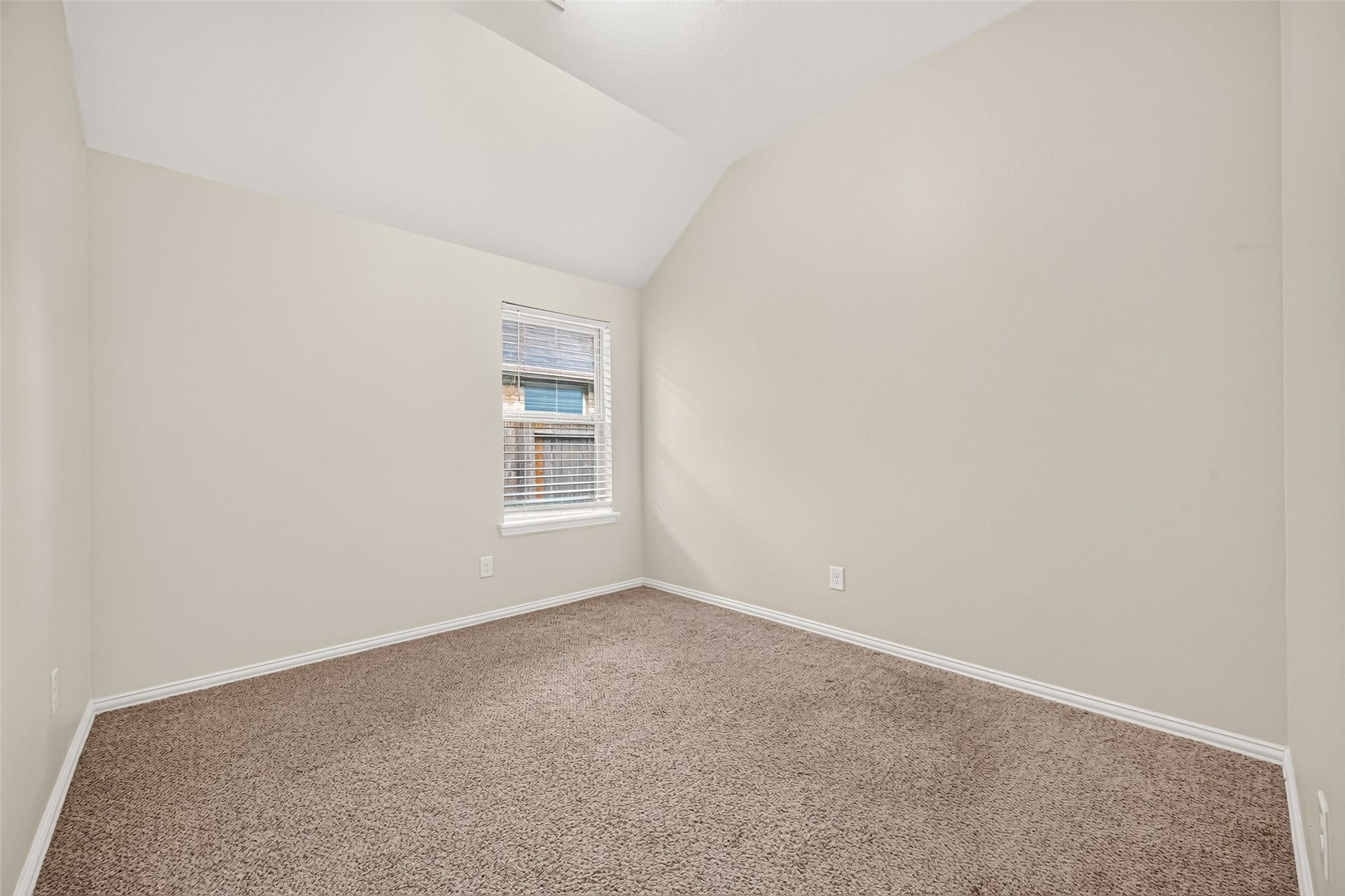 8155 Laughing Falcon Trail, Conroe, TX 77385 Comfortable secondary bedroom 2