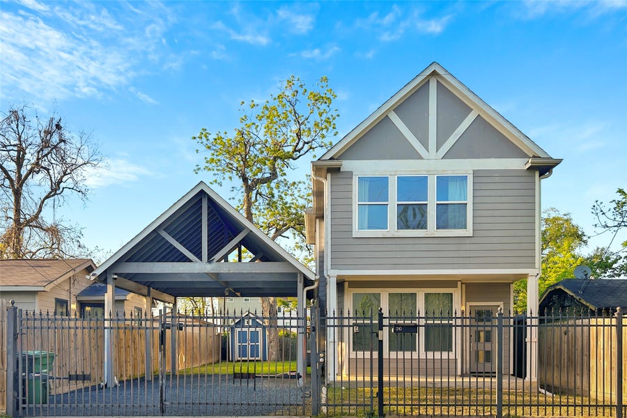 Property photo for 210 Marathon Street, Houston, TX