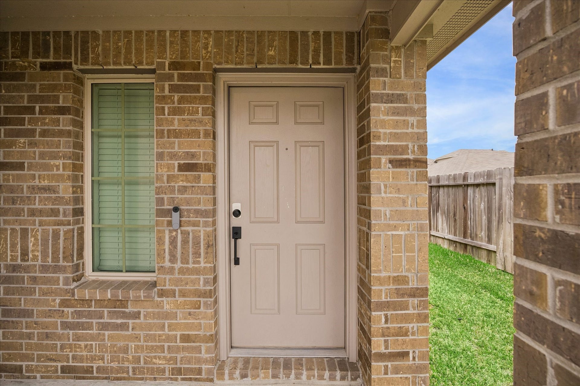 16691 Lonely Pines Drive, Conroe, TX 77302