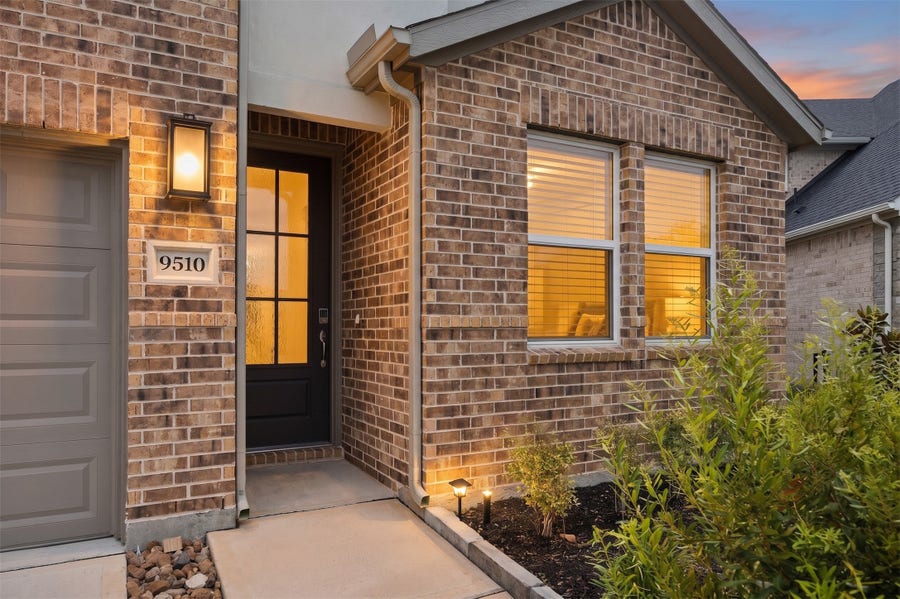 Property photo for 9510 Honey Run Lane, Cypress, TX