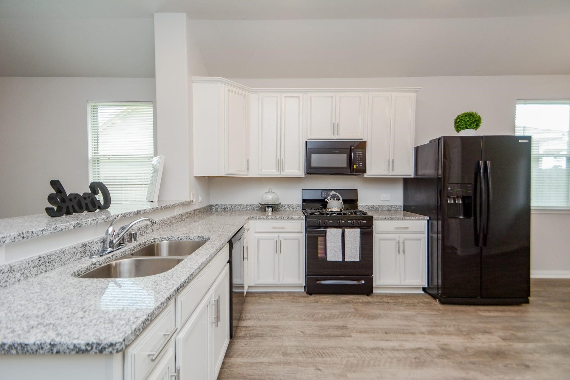 14670 E Pine Heart Drive, Conroe, TX 77302 14670 E Pine Heart Drive, Conroe, TX 77302