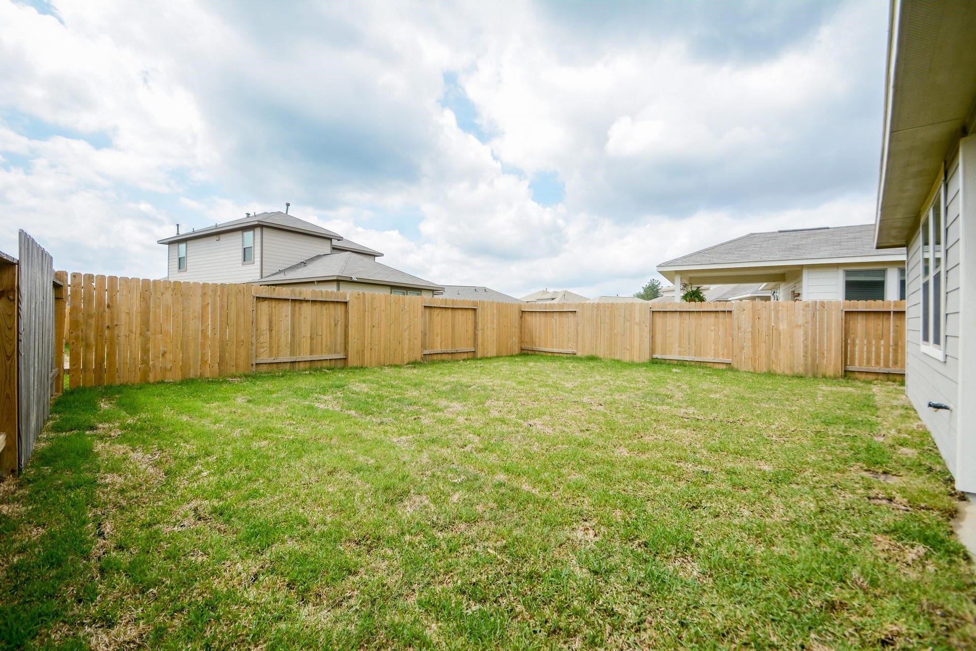 14670 E Pine Heart Drive, Conroe, TX 77302 14670 E Pine Heart Drive, Conroe, TX 77302