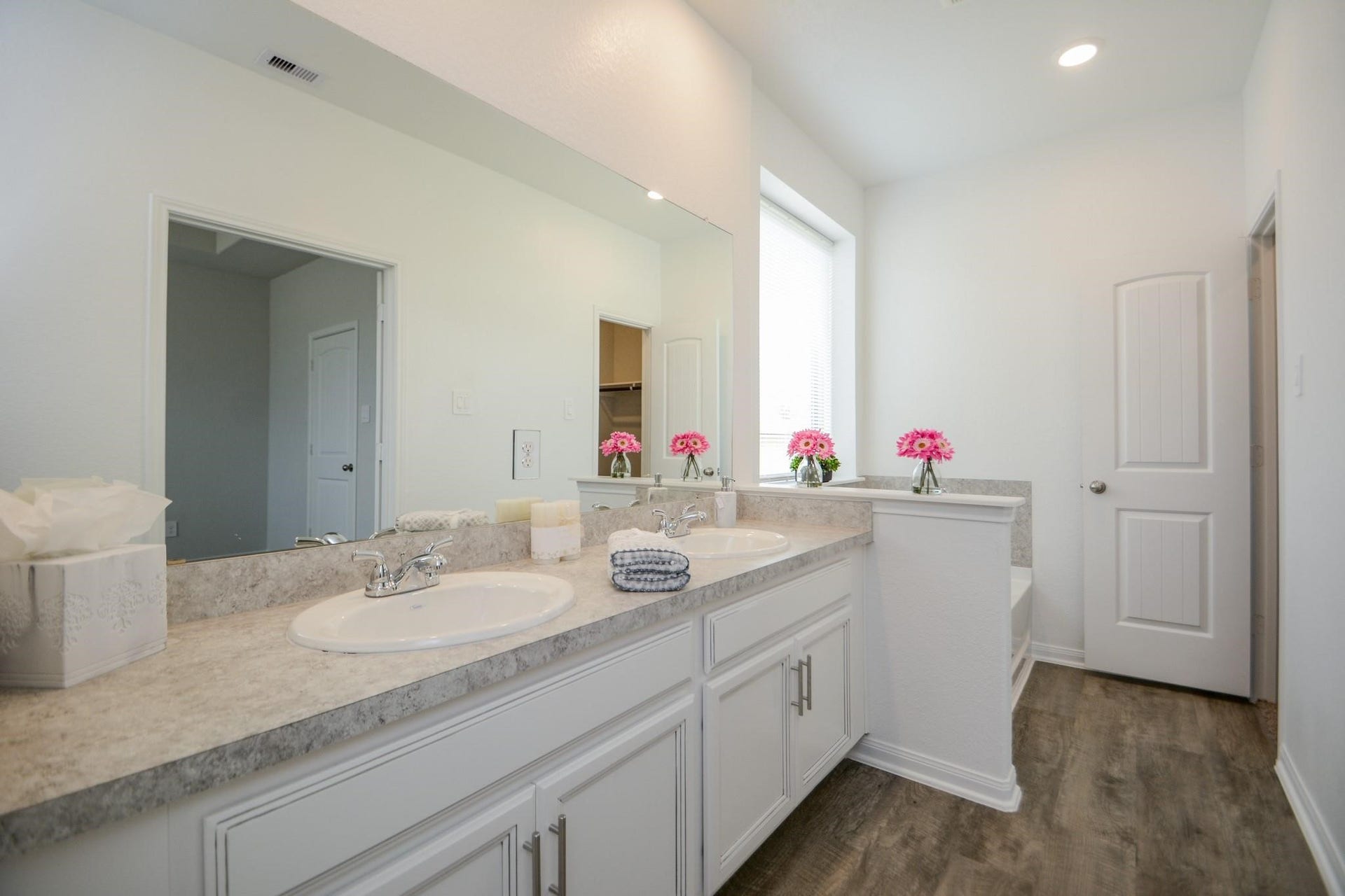 14670 E Pine Heart Drive, Conroe, TX 77302 14670 E Pine Heart Drive, Conroe, TX 77302
