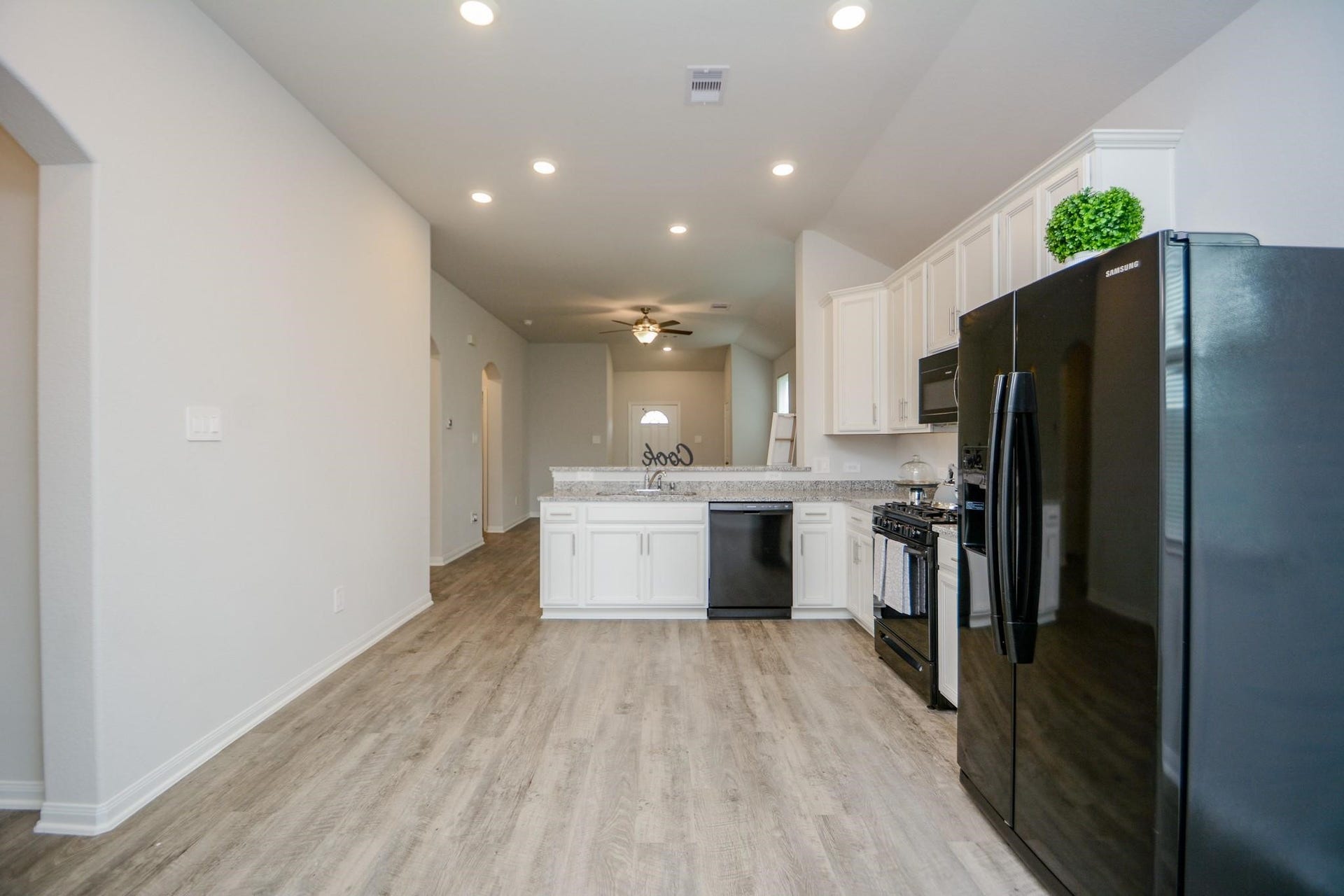 14670 E Pine Heart Drive, Conroe, TX 77302 14670 E Pine Heart Drive, Conroe, TX 77302