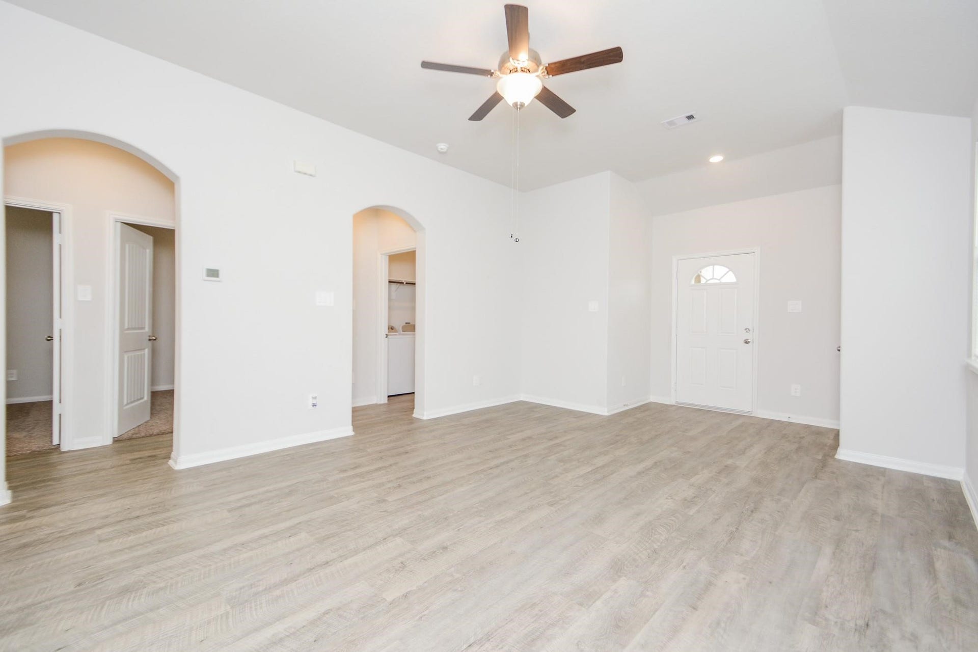 14670 E Pine Heart Drive, Conroe, TX 77302 14670 E Pine Heart Drive, Conroe, TX 77302
