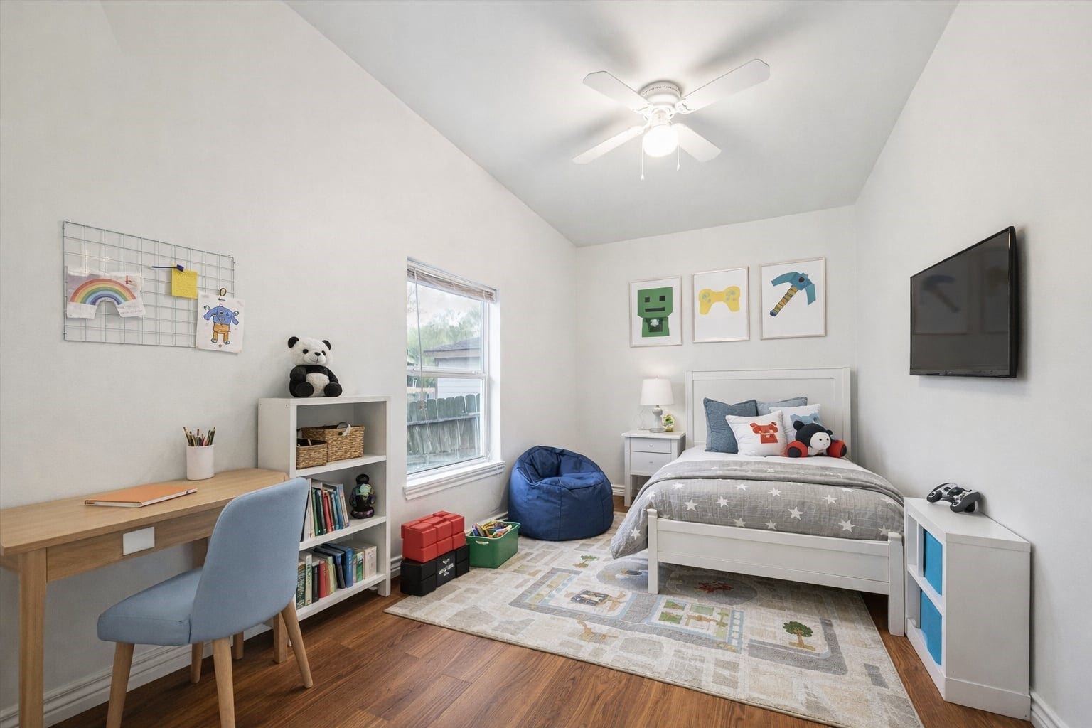 7933 Elwood Street, Houston, TX 77012 Virtually Stage